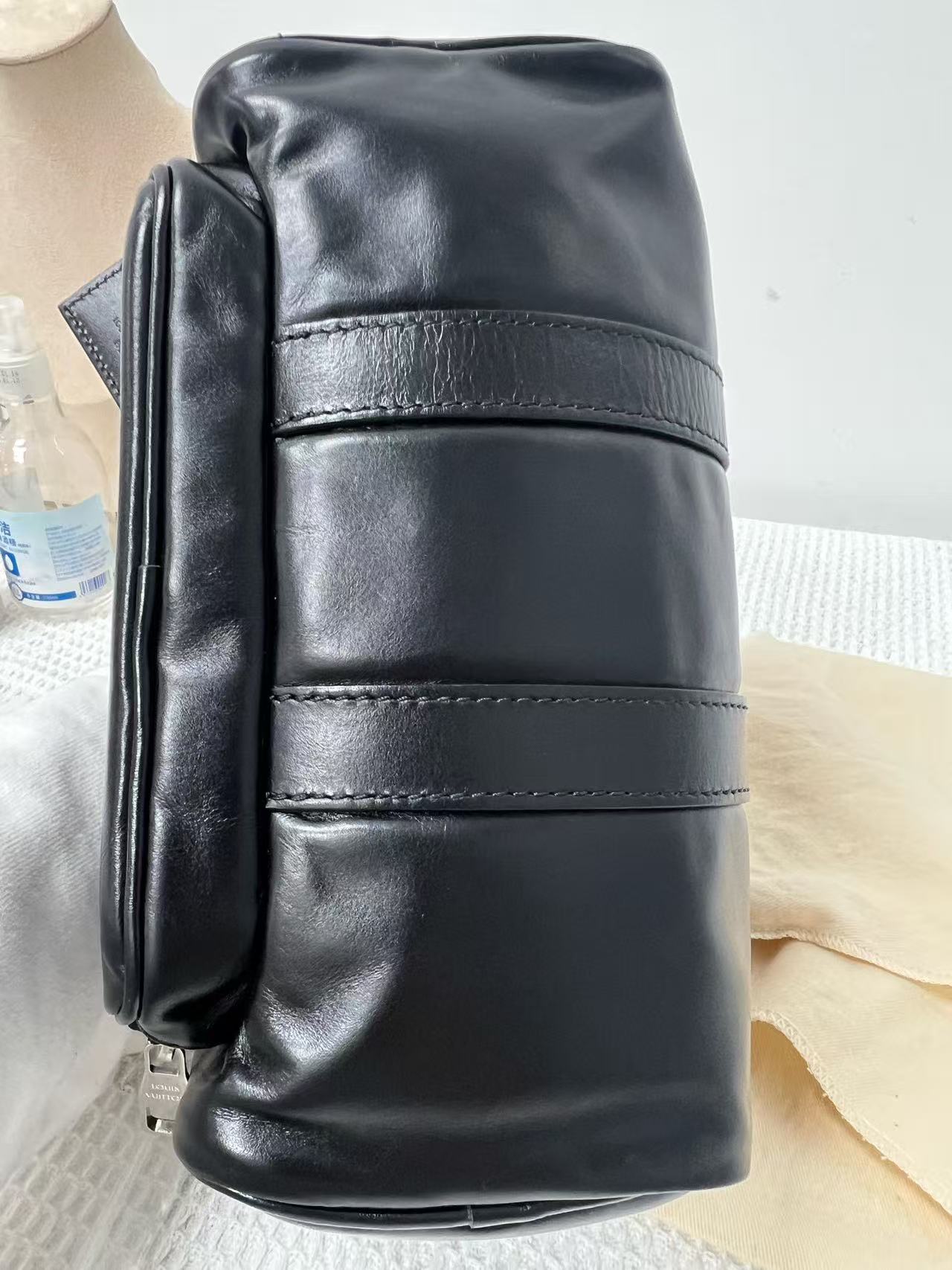 Louis Vuitton - Keepall Cargo - Leather - Black - (mini)