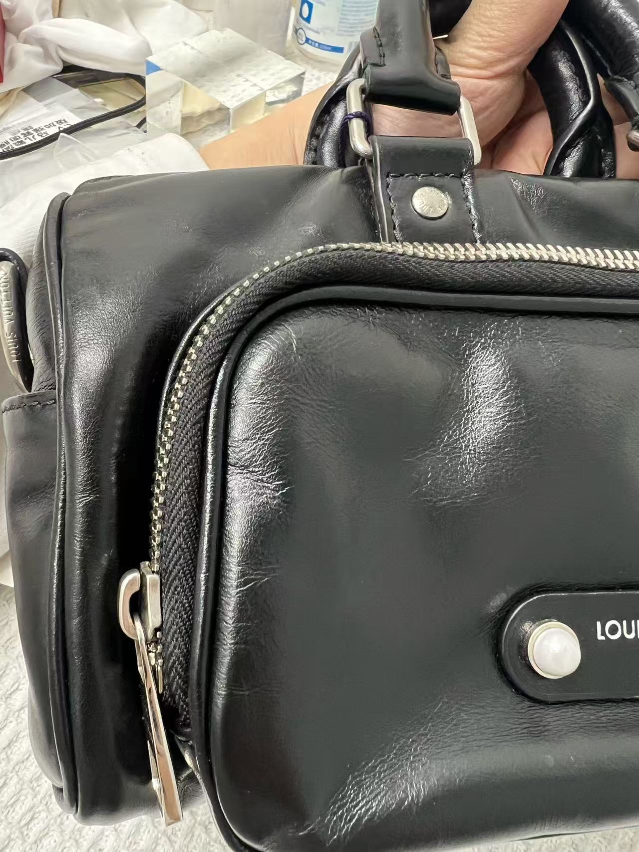 Louis Vuitton - Keepall Cargo - Leather - Black - (mini)