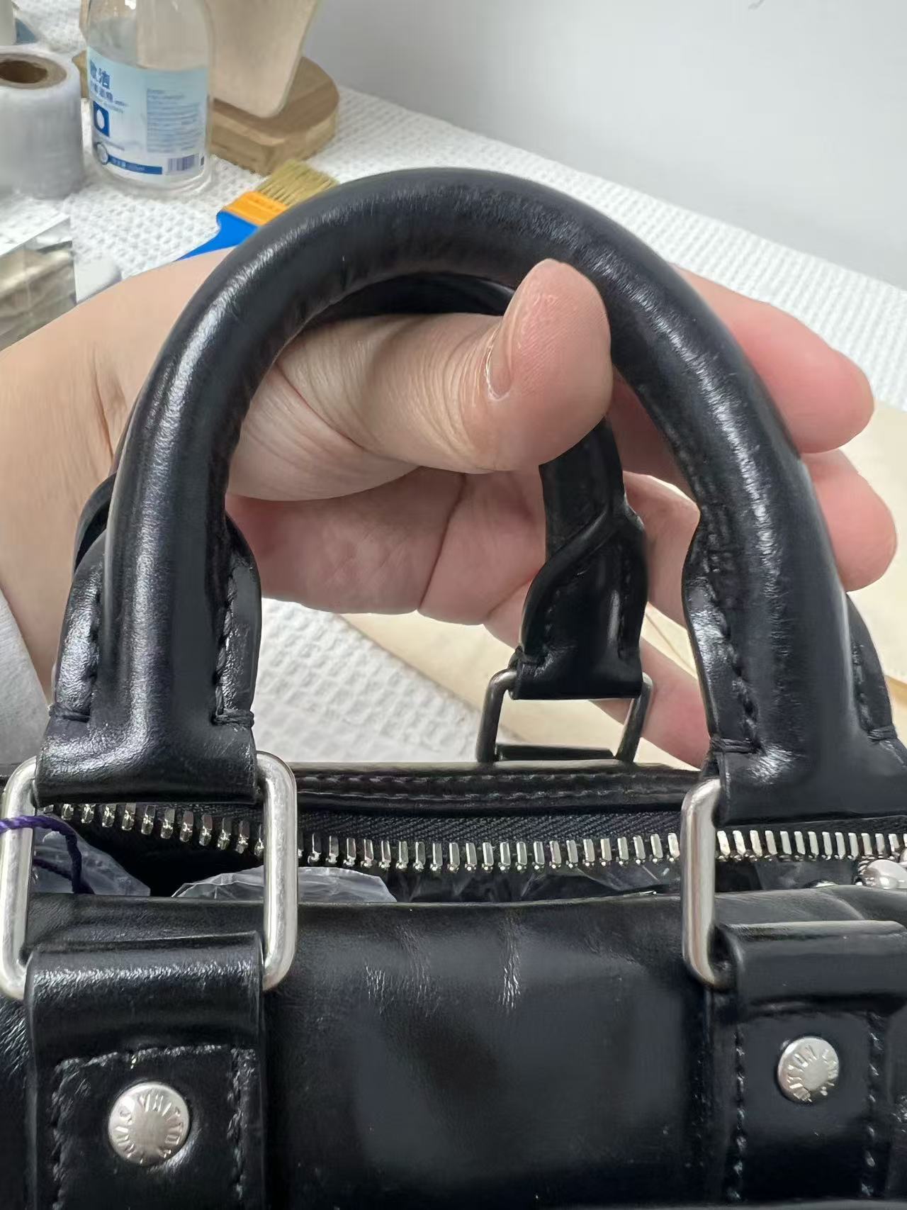 Louis Vuitton - Keepall Cargo - Leather - Black - (mini)