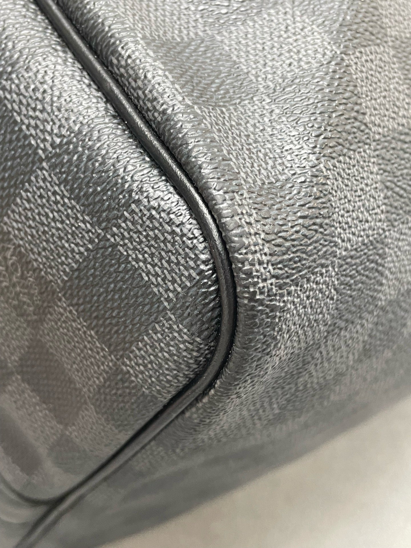 Louis Vuitton - Keepall - Leather - Black - (large)