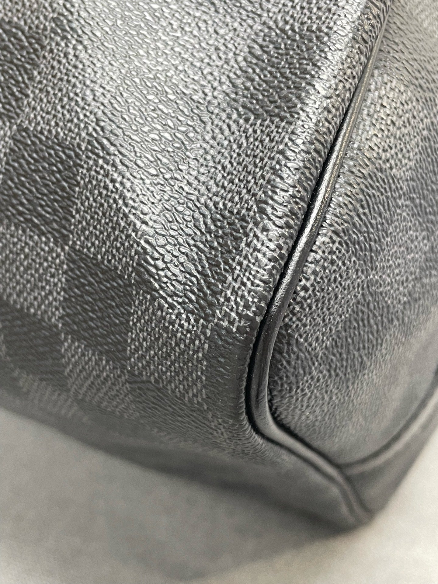 Louis Vuitton - Keepall - Leather - Black - (large)