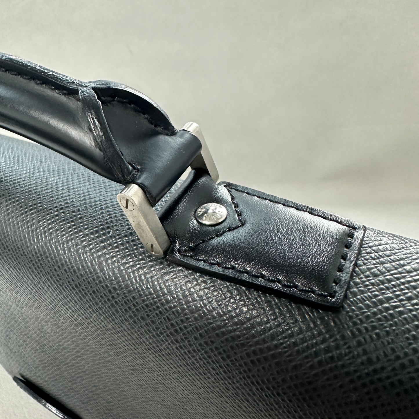 Louis Vuitton - Laguito - Leather - Black - (large)