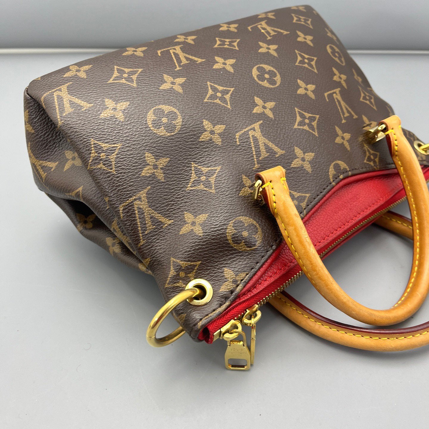 Louis Vuitton - Legend BB - Monogram canvas with Vachetta leather trim and textile lining - Brown with Red interior - (Small)