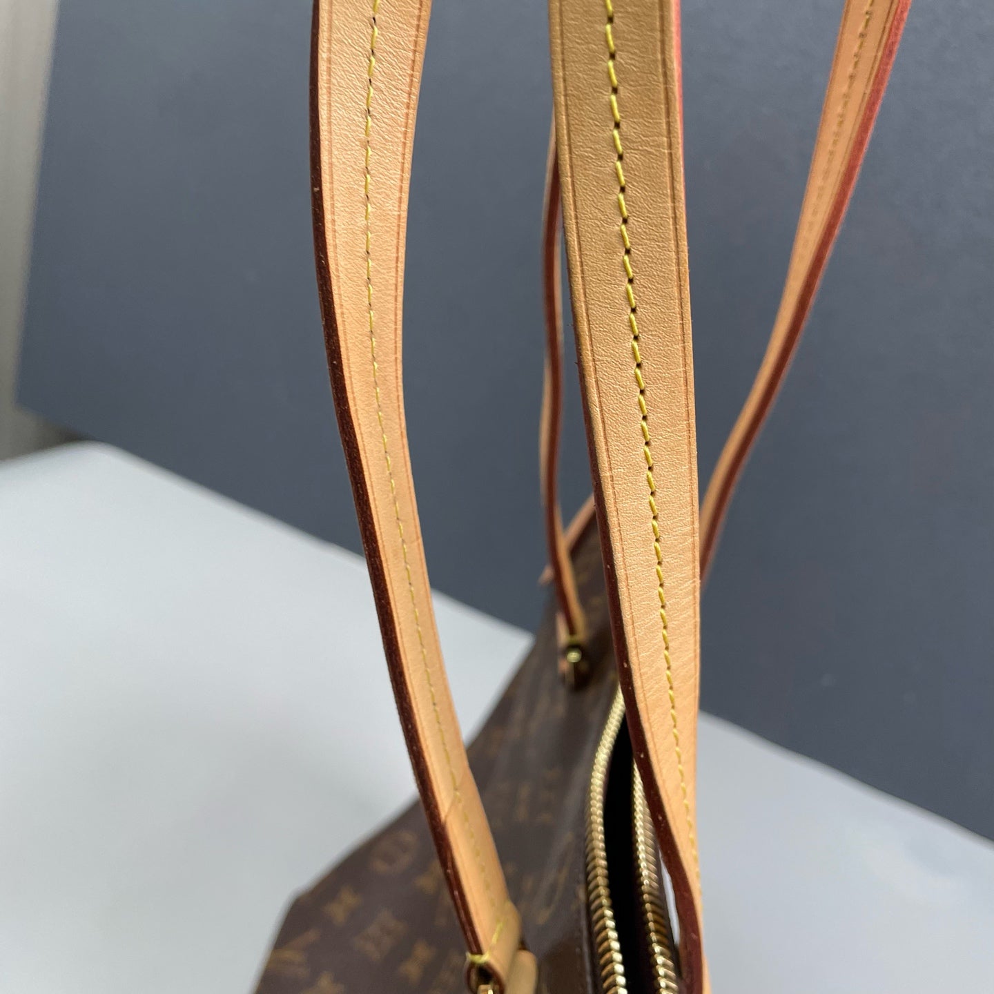Louis Vuitton - Lena - Leather - Brown - (medium)