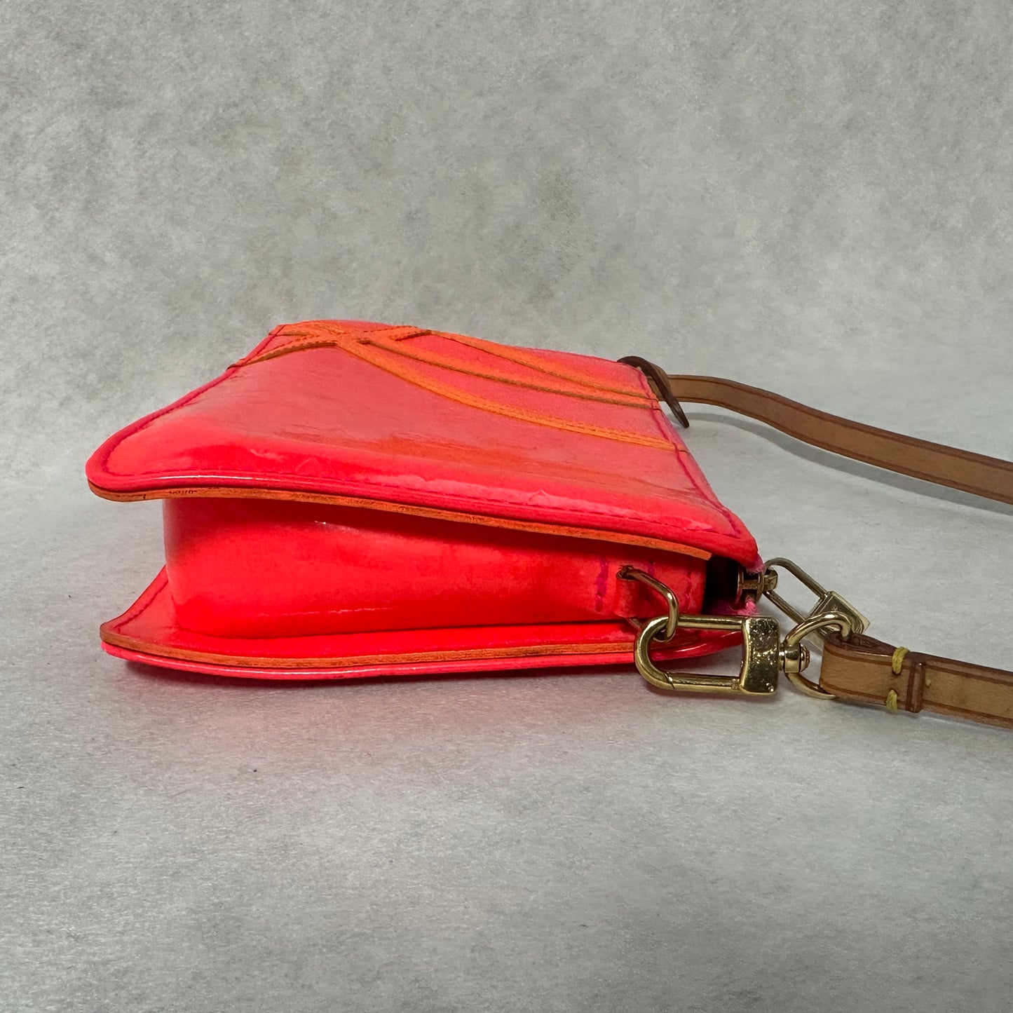 Louis Vuitton - Lexington - Patent leather - Red - (mini)
