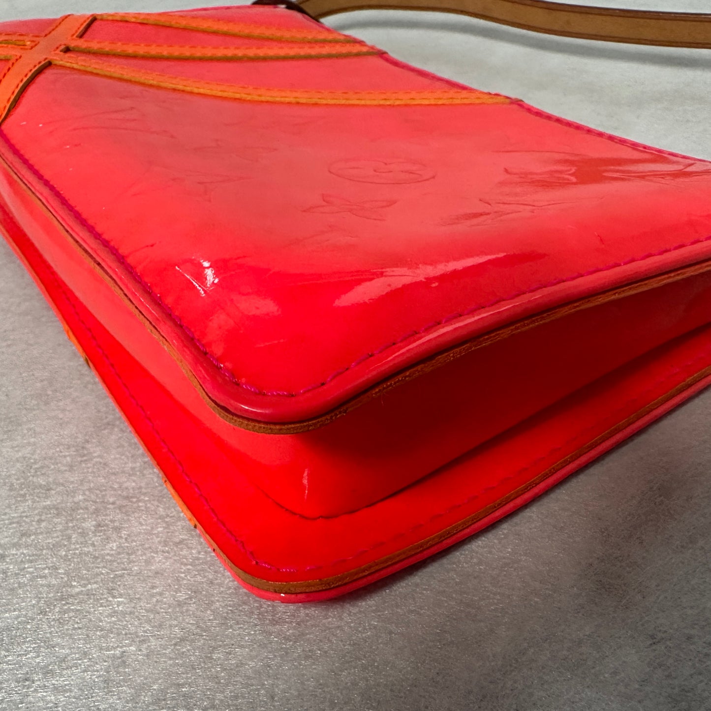 Louis Vuitton - Lexington - Patent leather - Red - (mini)