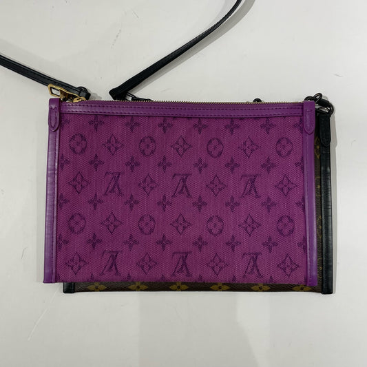Louis Vuitton - Limited Edition Flat Two-in-One Pouch - Coated canvas and textile with leather trim - Multicolour - (Medium)