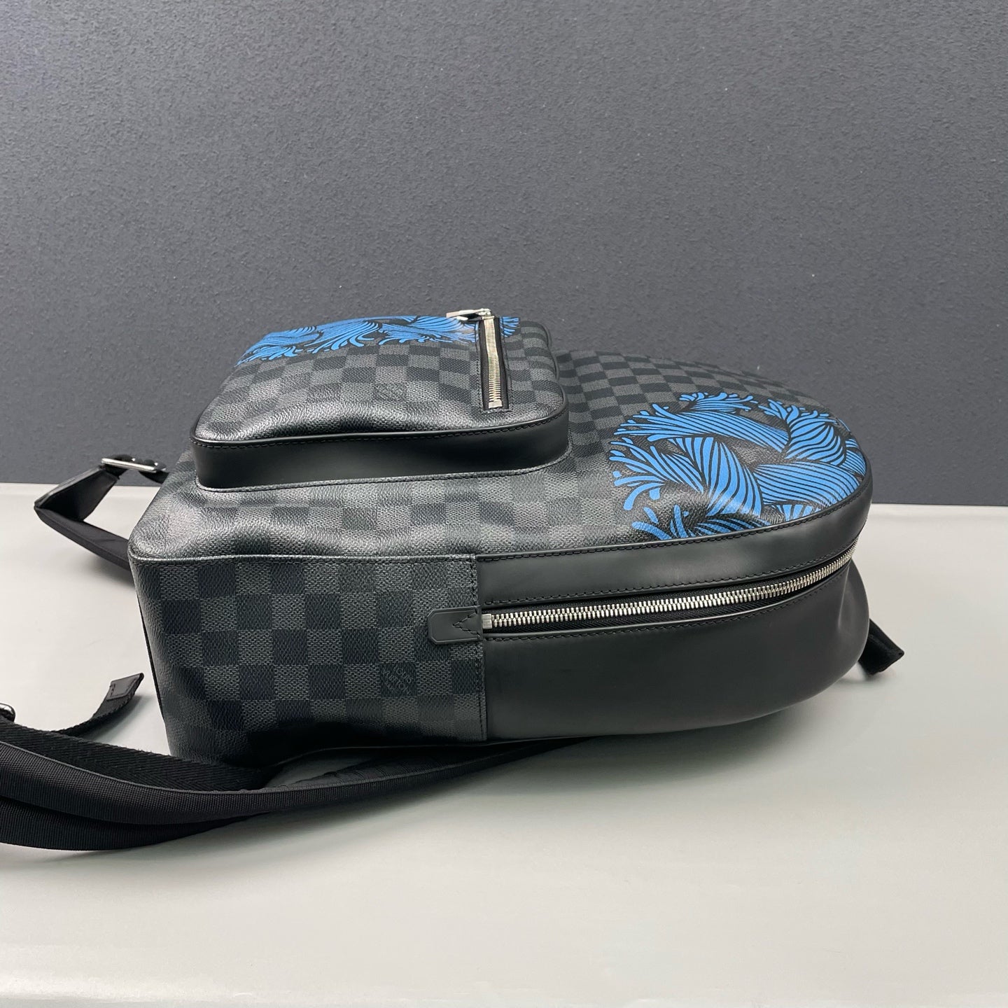 Louis Vuitton - Limited Edition Hiroshi Fujiwara Rope Knot Damier Graphite Backpack - Damier Graphite coated canvas with leather trim - Grey and Blue - (medium)