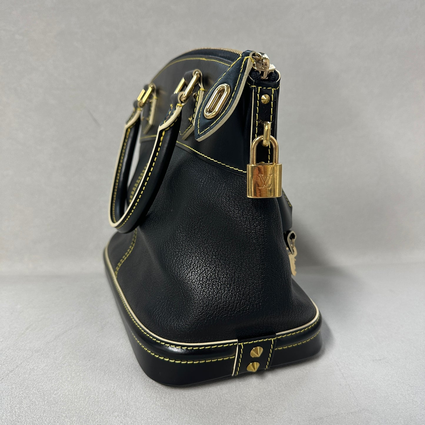 Louis Vuitton - Lockit - Leather - Black - (medium)