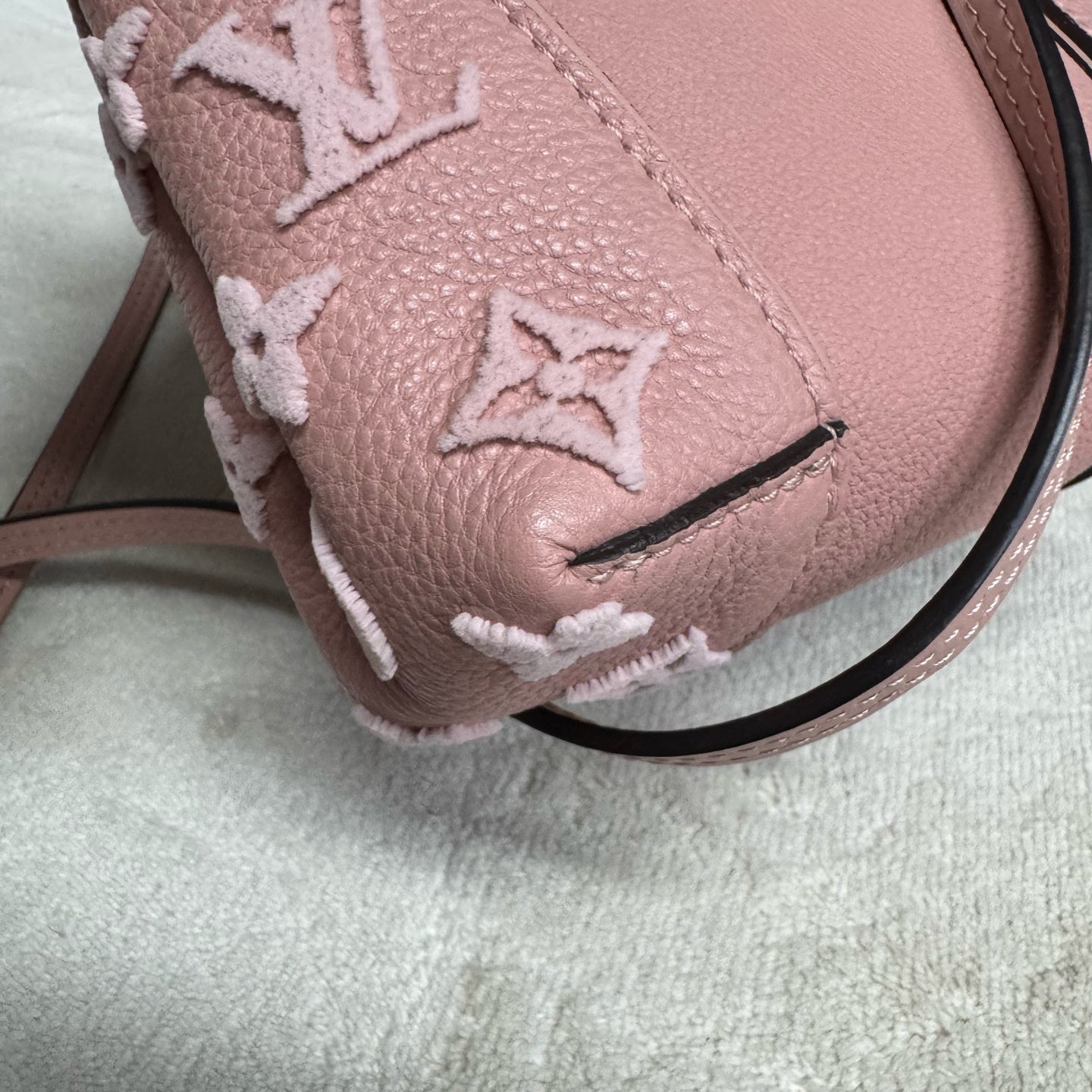 Louis Vuitton - Lockit nano - Leather - Pink - (mini)