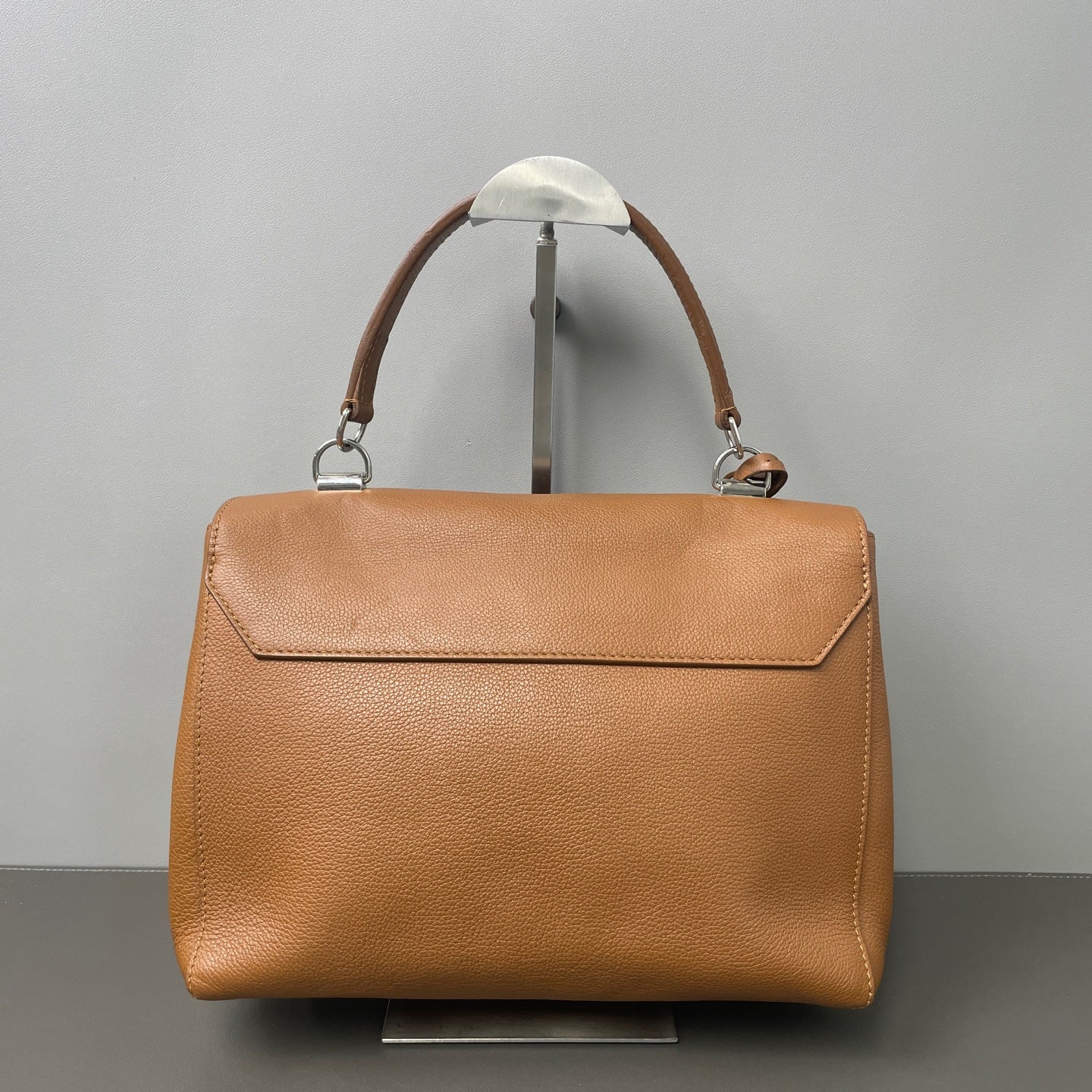 Louis Vuitton Lockme Leather Brown - view 3