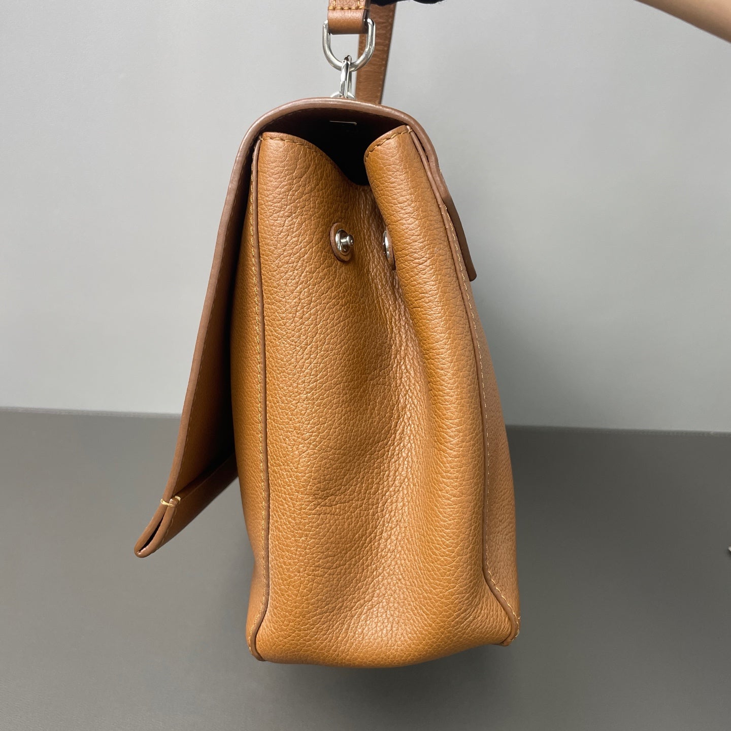 Louis Vuitton Lockme Leather Brown - view 7