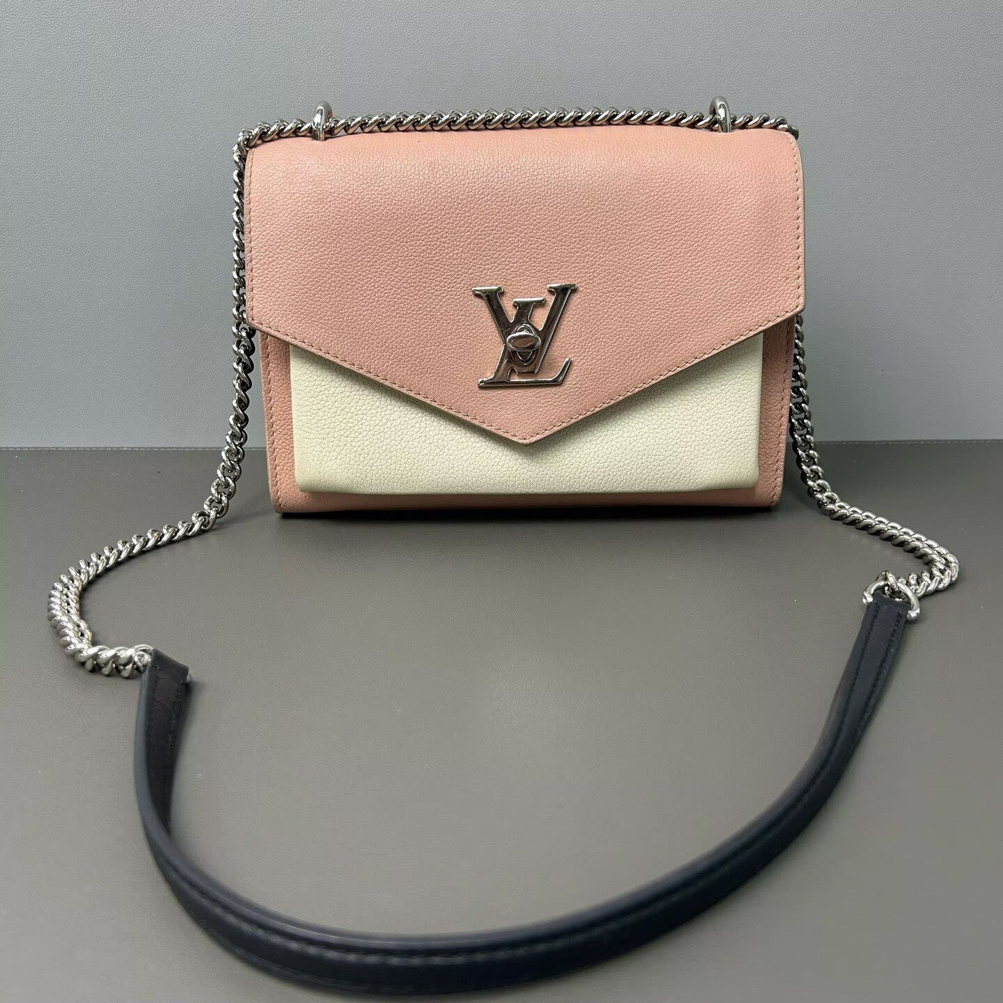 Louis Vuitton - Lockme BB - Leather - Multicolour - (mini)