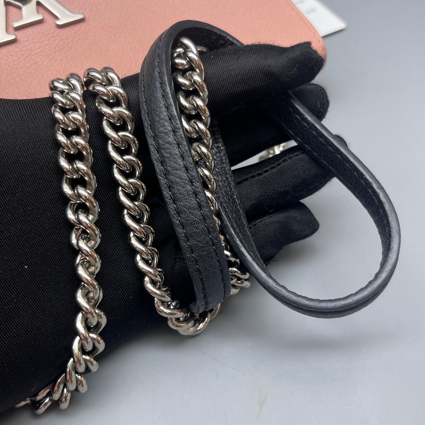 Louis Vuitton - Lockme Chain Bag - Grained leather - Multicolour - (Medium)