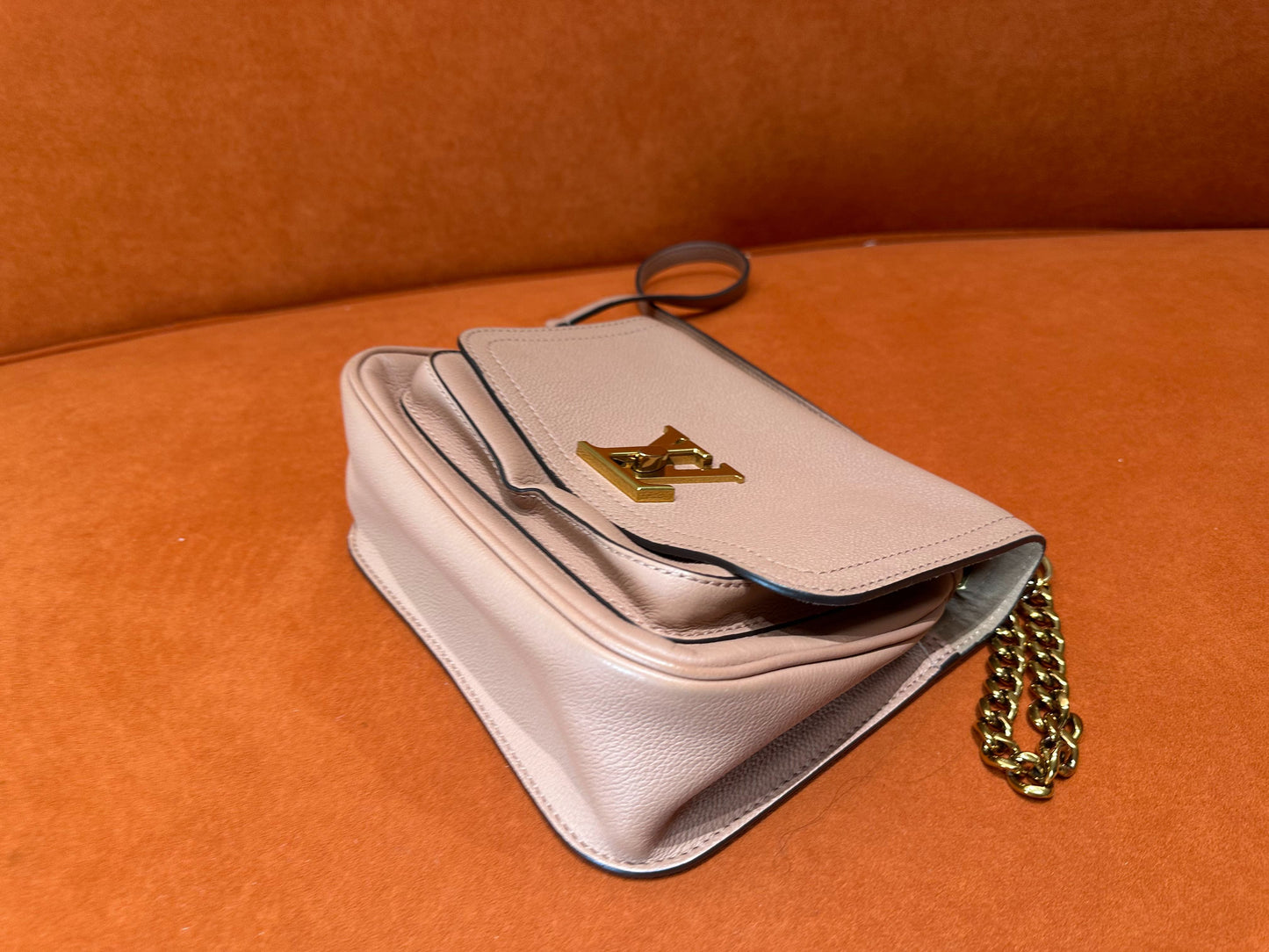 Louis Vuitton - Lockme Chain PM - Grained calfskin leather - Pink - (mini)
