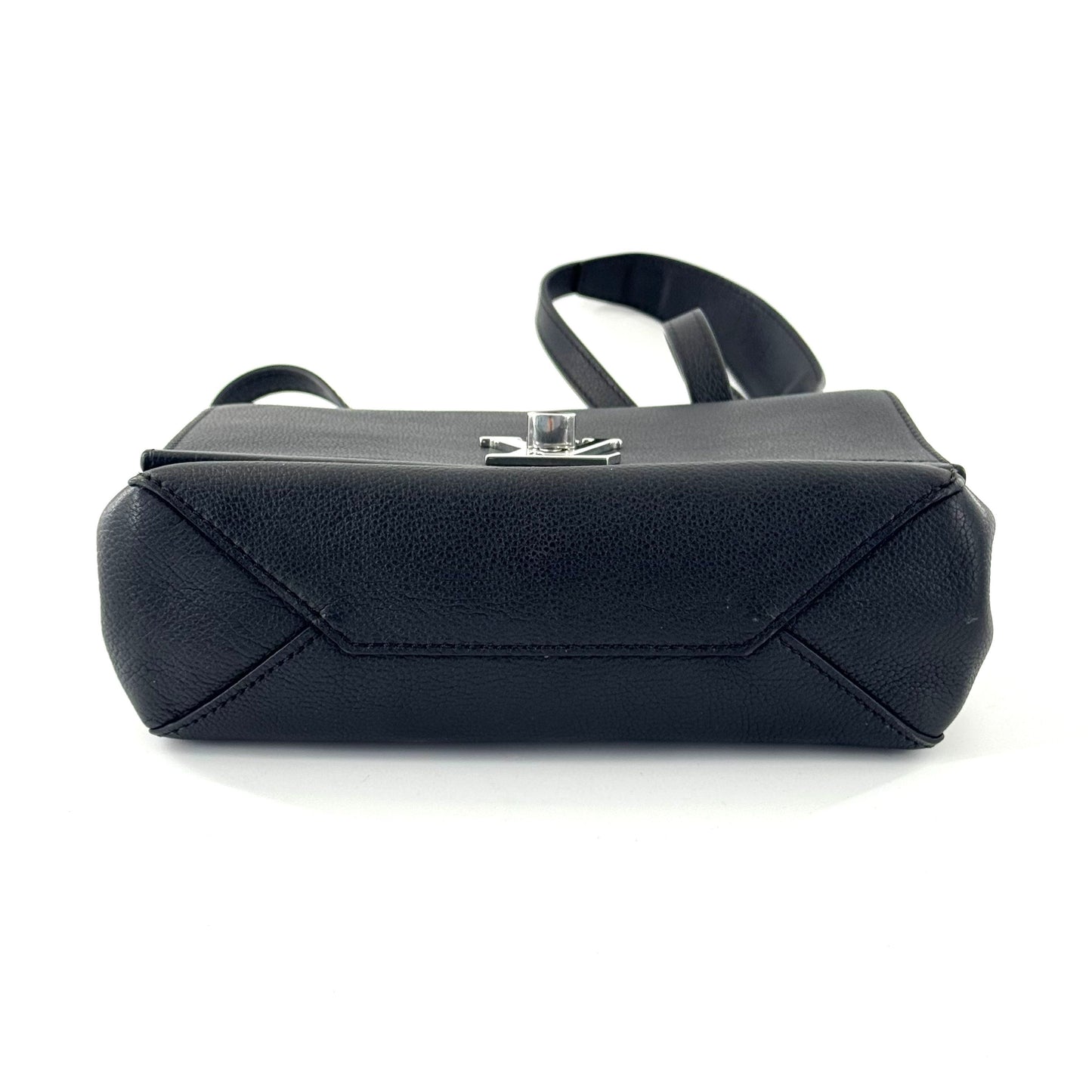Louis Vuitton - Lockme - Leather - Black - (medium)