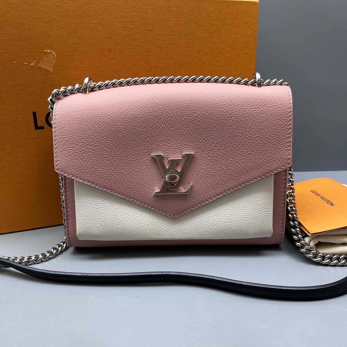 Louis Vuitton - Lockme - Leather - Multicolour - (mini)