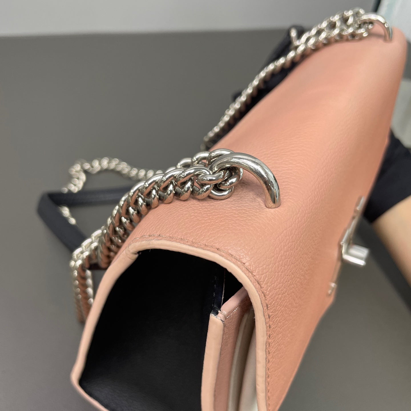 Louis Vuitton - Lockme - Leather - Multicolour - (mini)