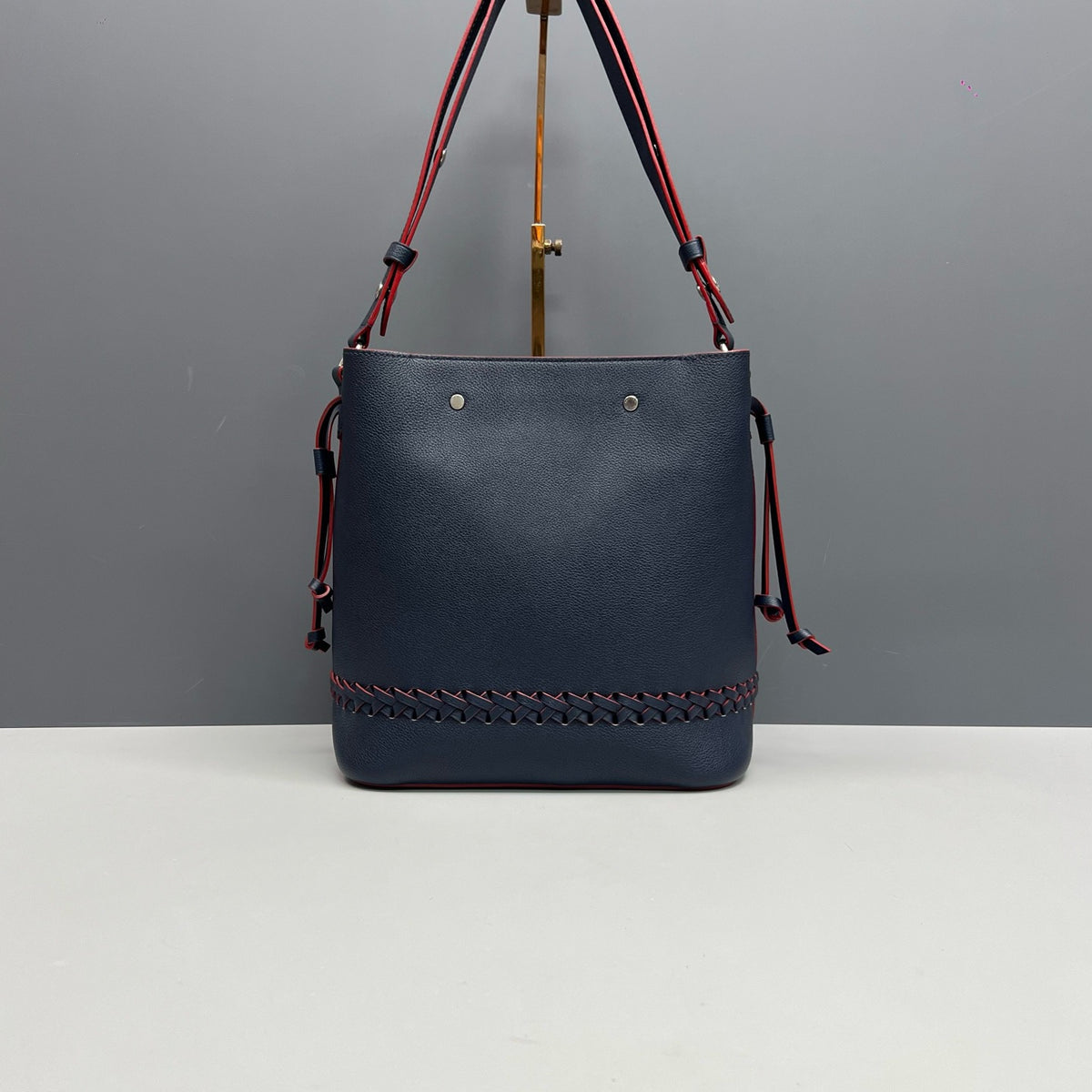 Louis Vuitton - Lockme - Leather - Navy - (Medium)