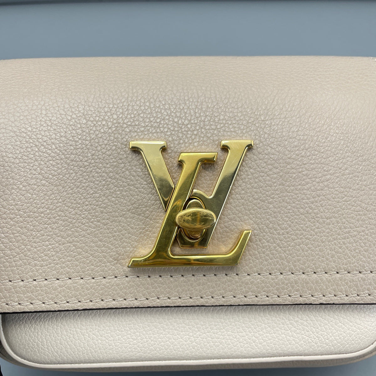 Louis Vuitton - Lockme - Leather - Pink - (mini)