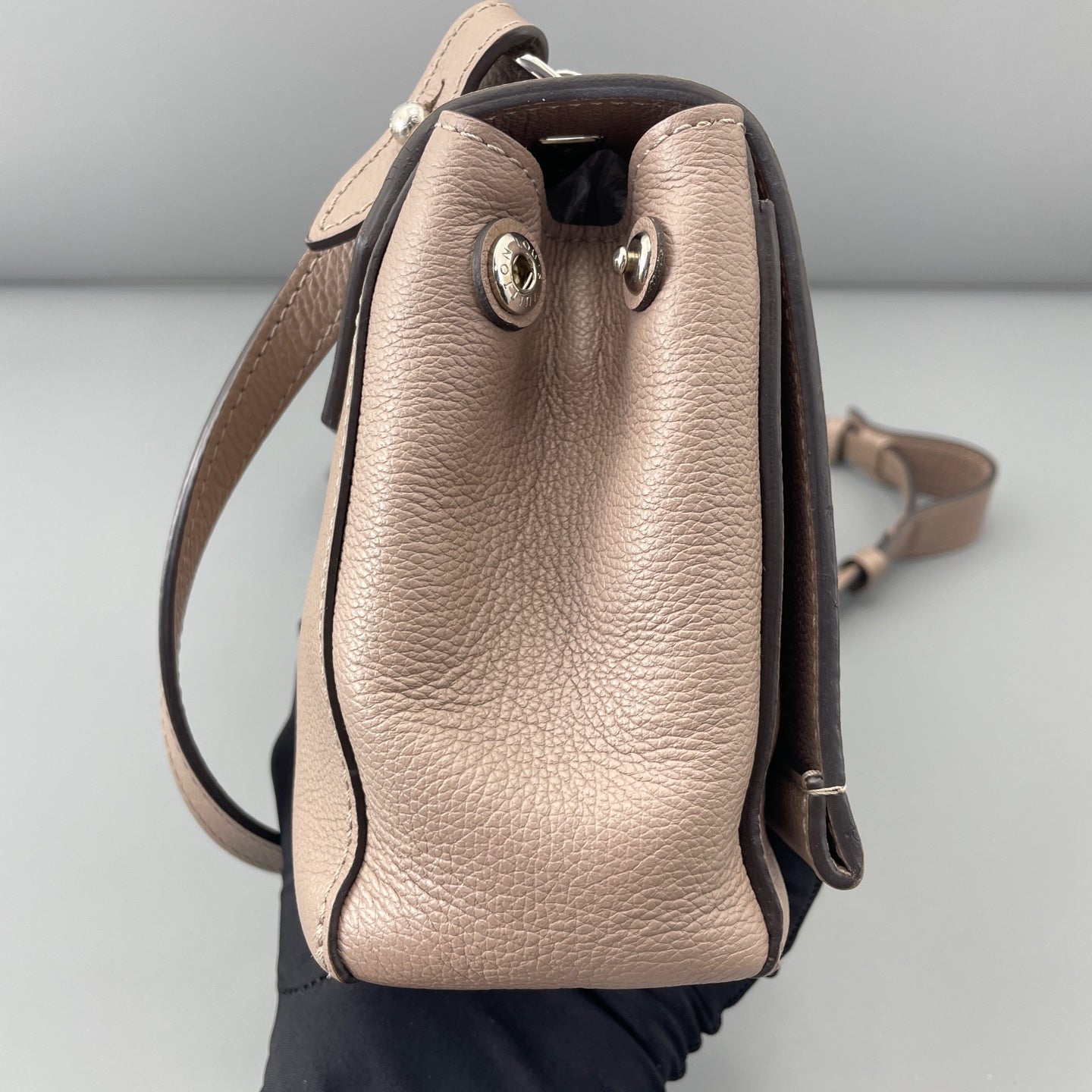 Louis Vuitton - Lockme - Leather - Pink - (small)