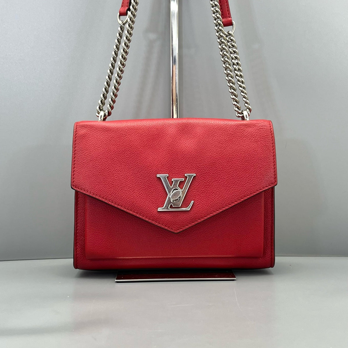 Louis Vuitton - Lockme - Leather - Red - (small)