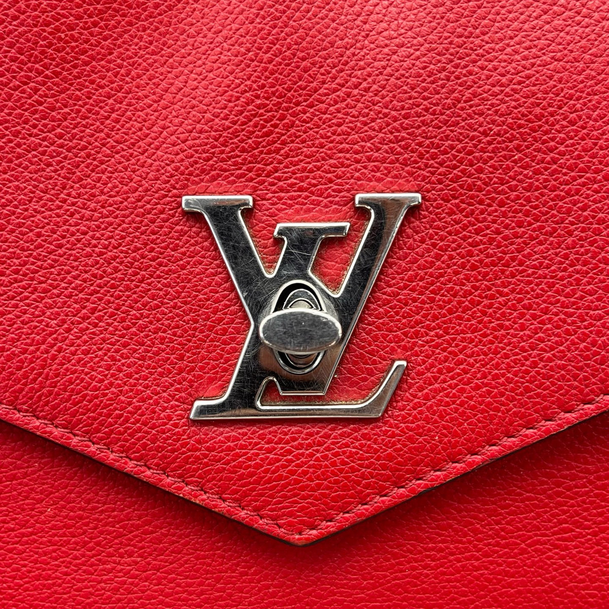 Louis Vuitton - Lockme - Leather - Red - (small)