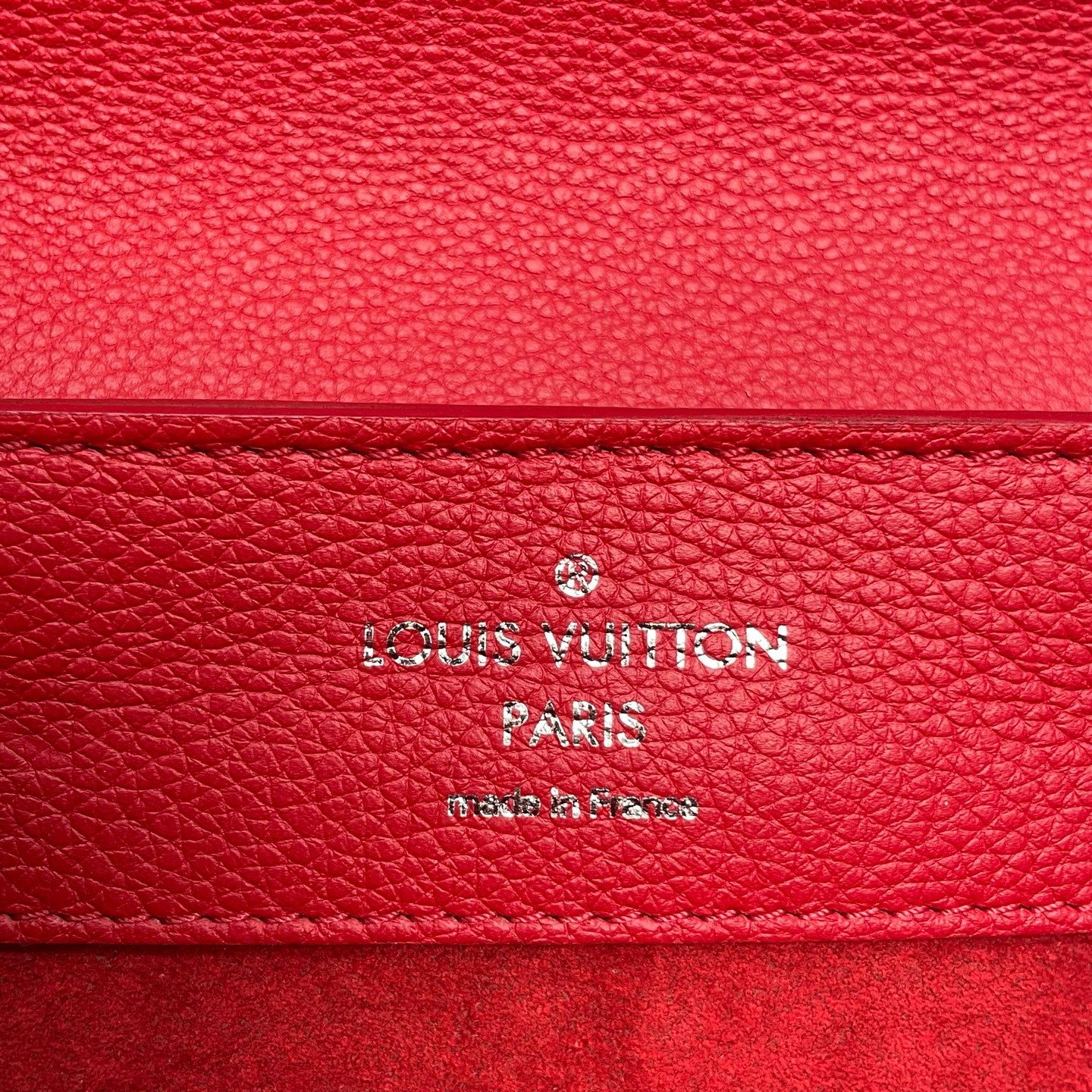 Louis Vuitton - Lockme - Leather - Red - (small)