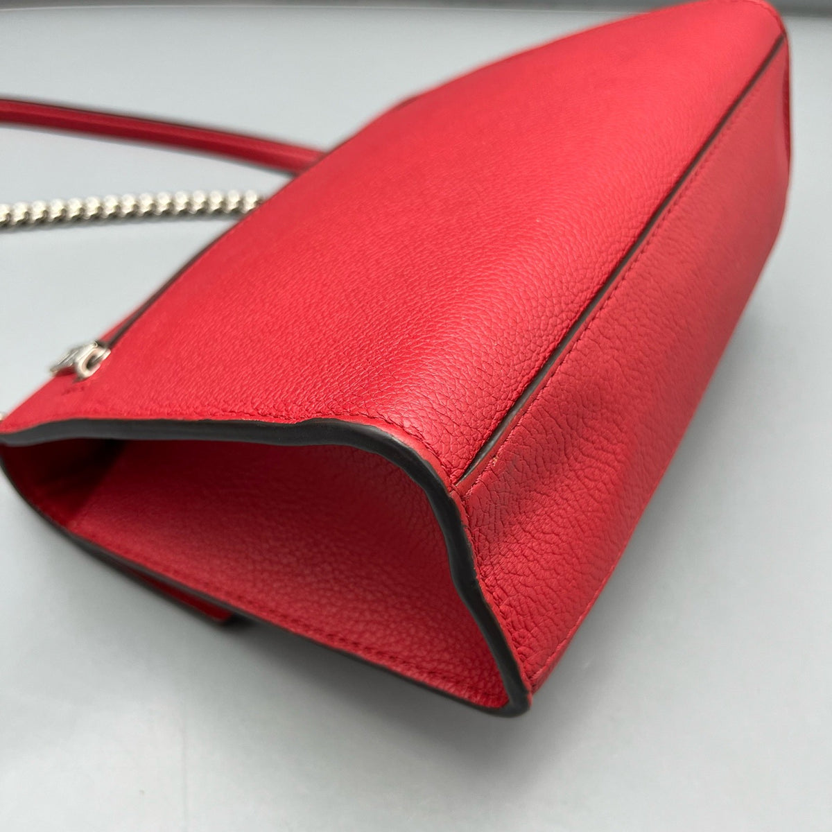Louis Vuitton - Lockme - Leather - Red - (small)