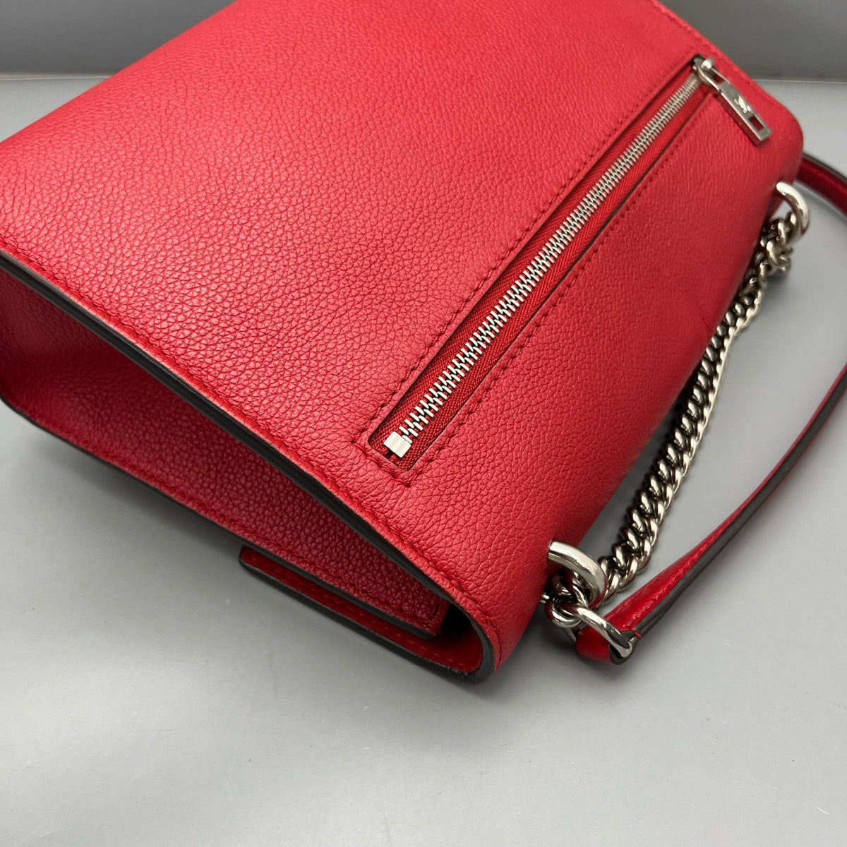 Louis Vuitton - Lockme - Leather - Red - (small)