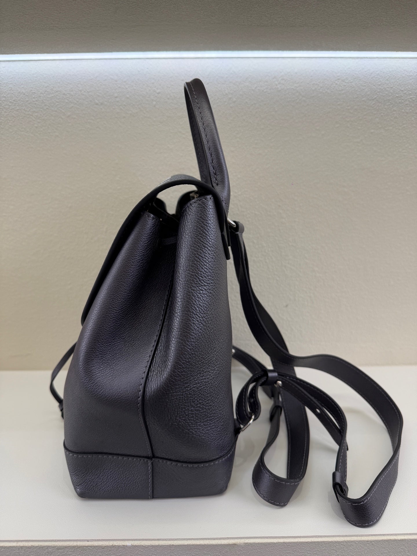 Louis Vuitton - Lockme - Leather - Silver - (medium)