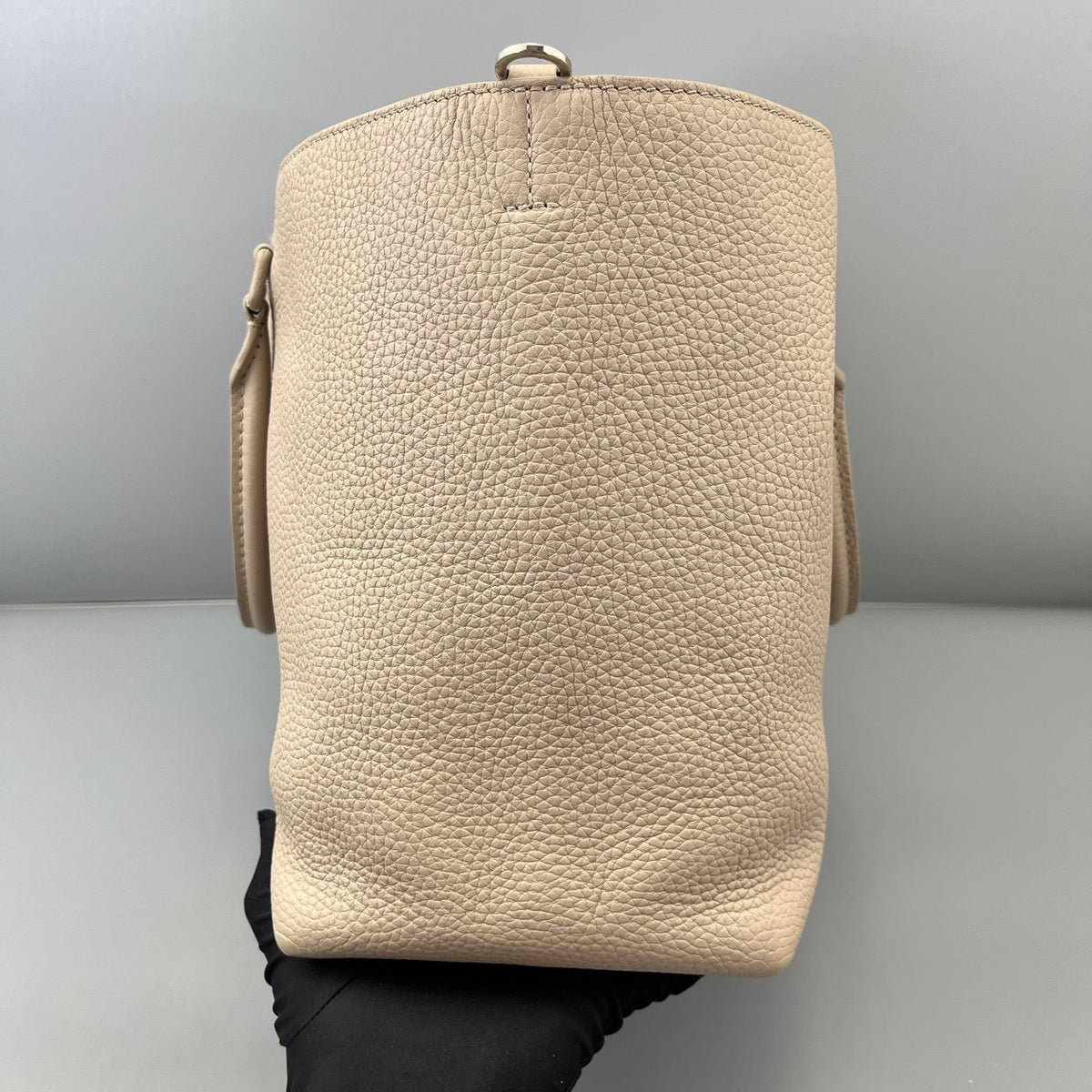 Louis Vuitton - Lockme Tote - Leather - Grey - (Medium)