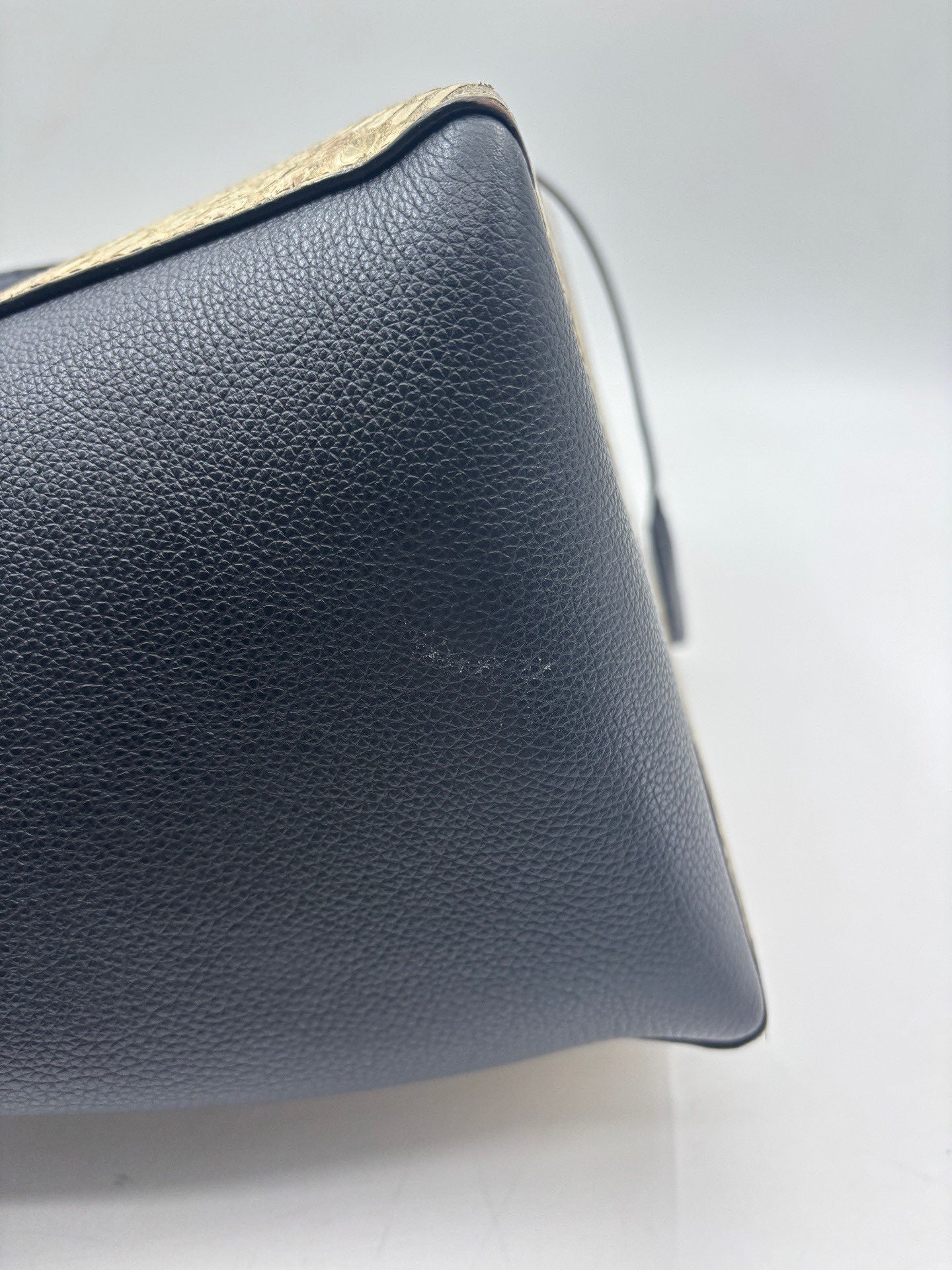 Louis Vuitton - Lockme Tote - Pebbled leather and python leather - Black with beige and brown python - (medium)