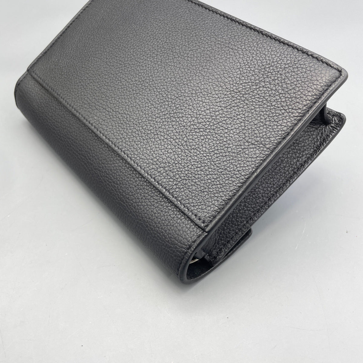 Louis Vuitton - Lockme WOC - Leather - Black - (mini)