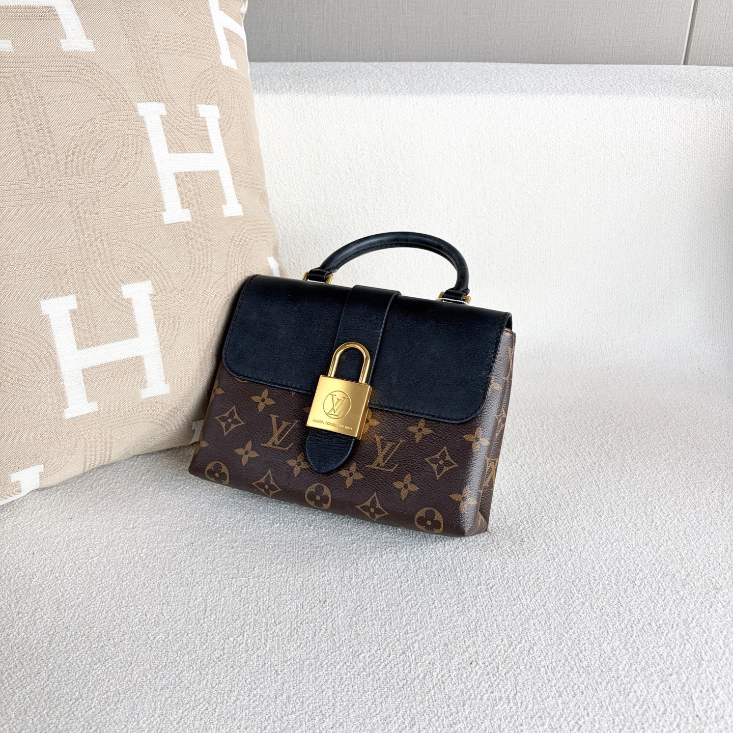 Louis Vuitton - Locky BB - Leather - Black - (mini)