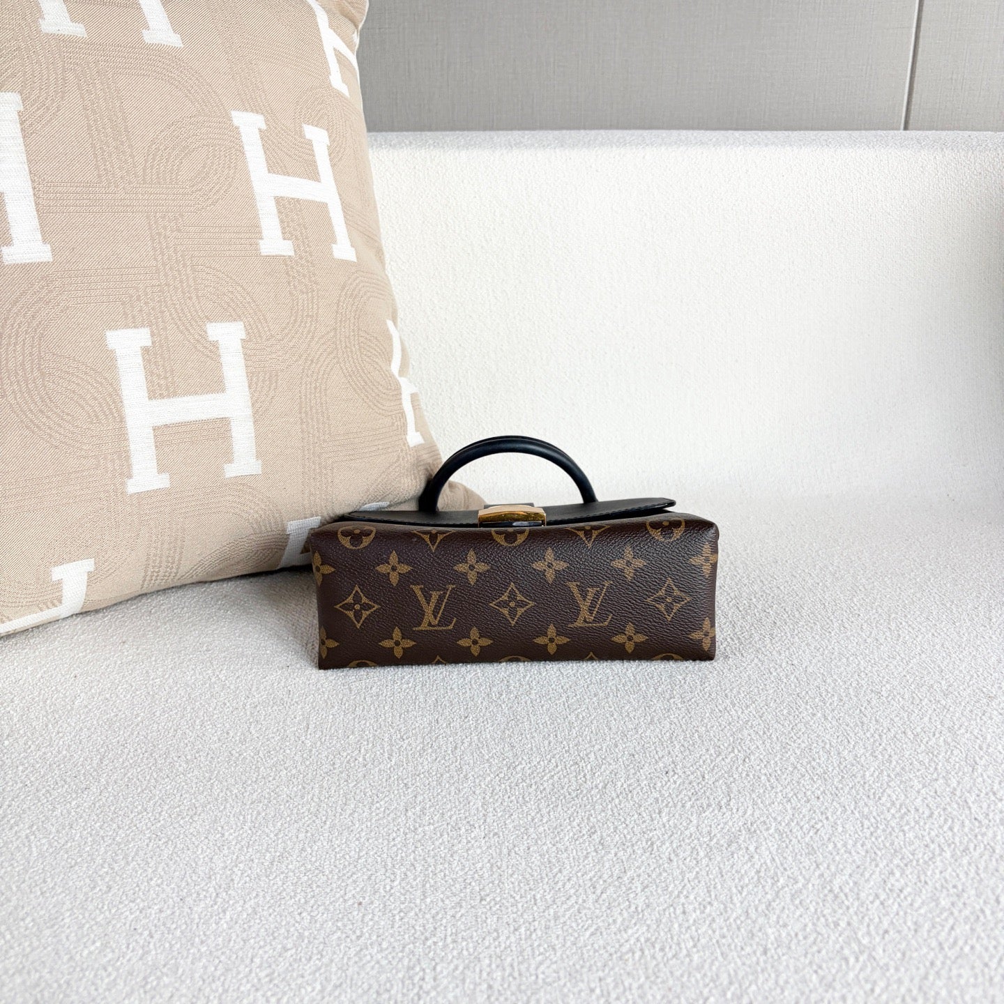 Louis Vuitton - Locky BB - Leather - Black - (mini)