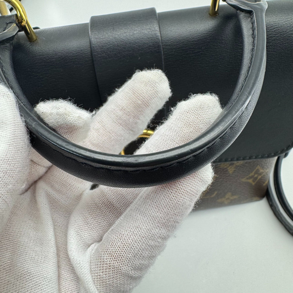 Louis Vuitton - Locky BB - Leather - Black - (mini)