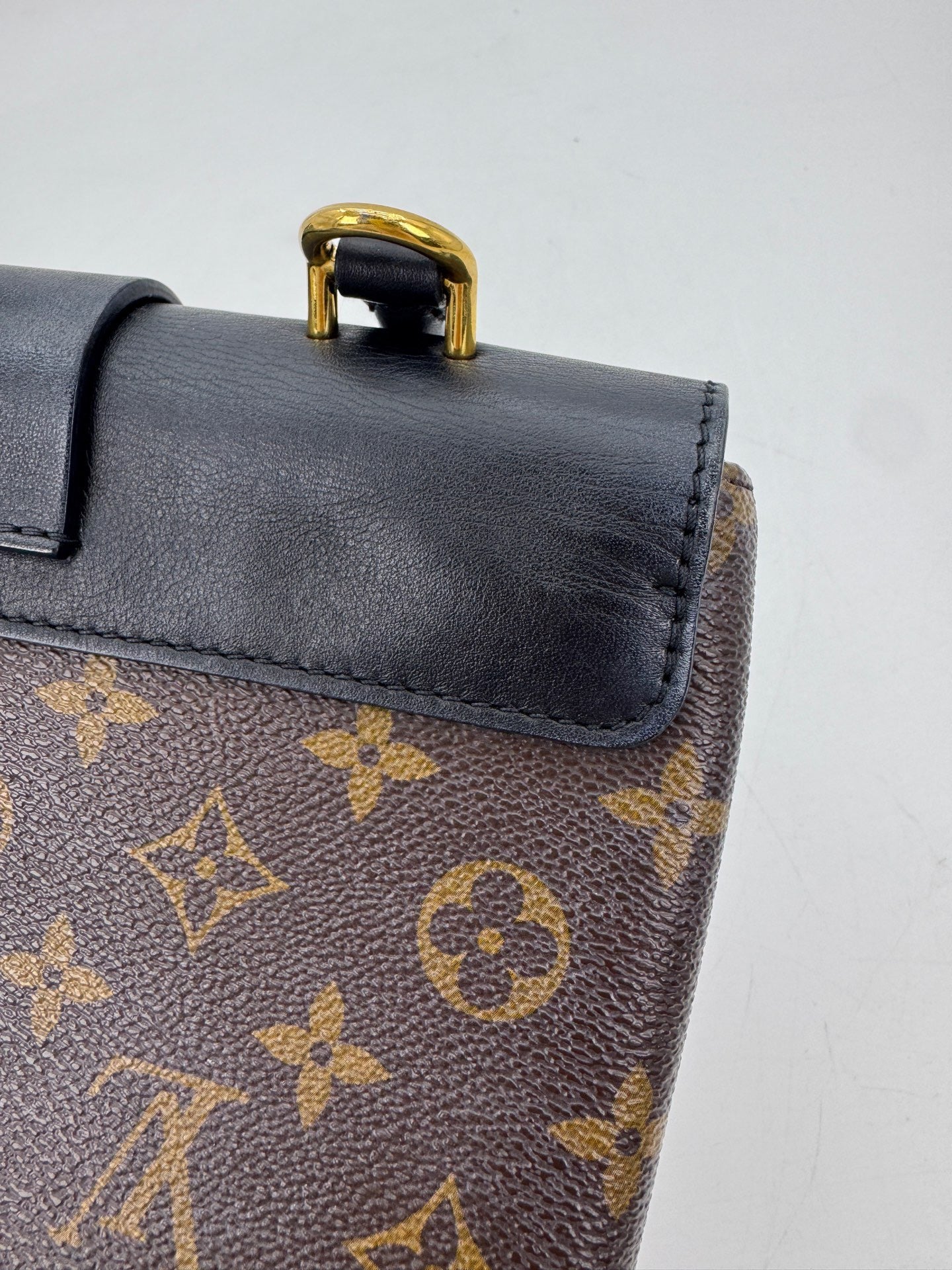 Louis Vuitton - Locky BB - Leather - Black - (small)