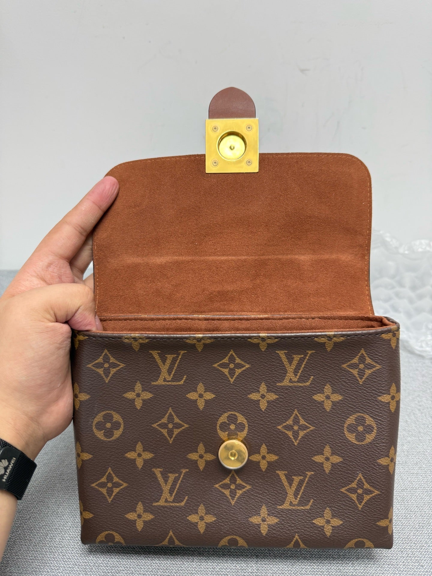 Louis Vuitton - Locky BB - Leather - Brown - (mini)
