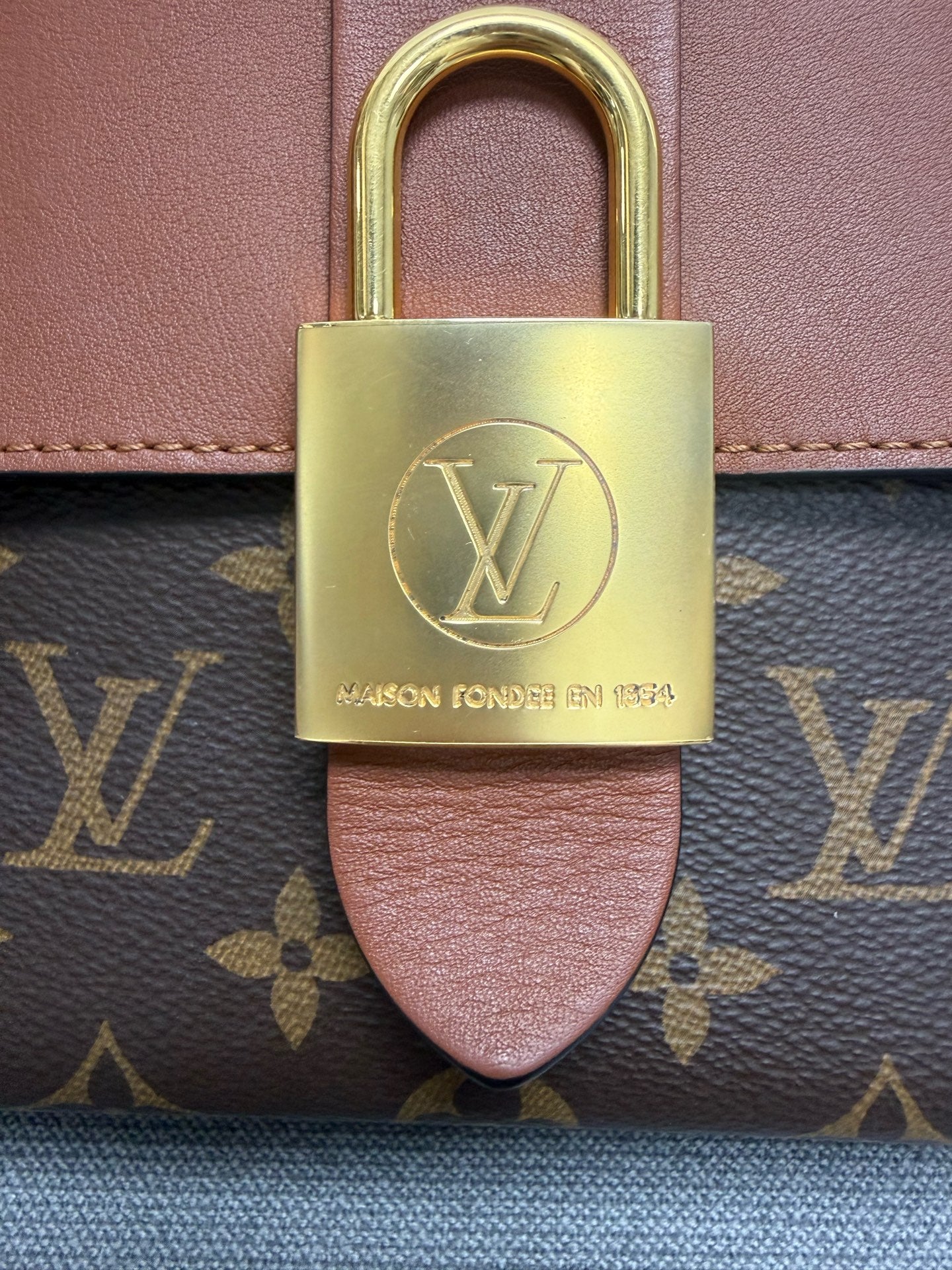 Louis Vuitton - Locky BB - Leather - Brown - (mini)