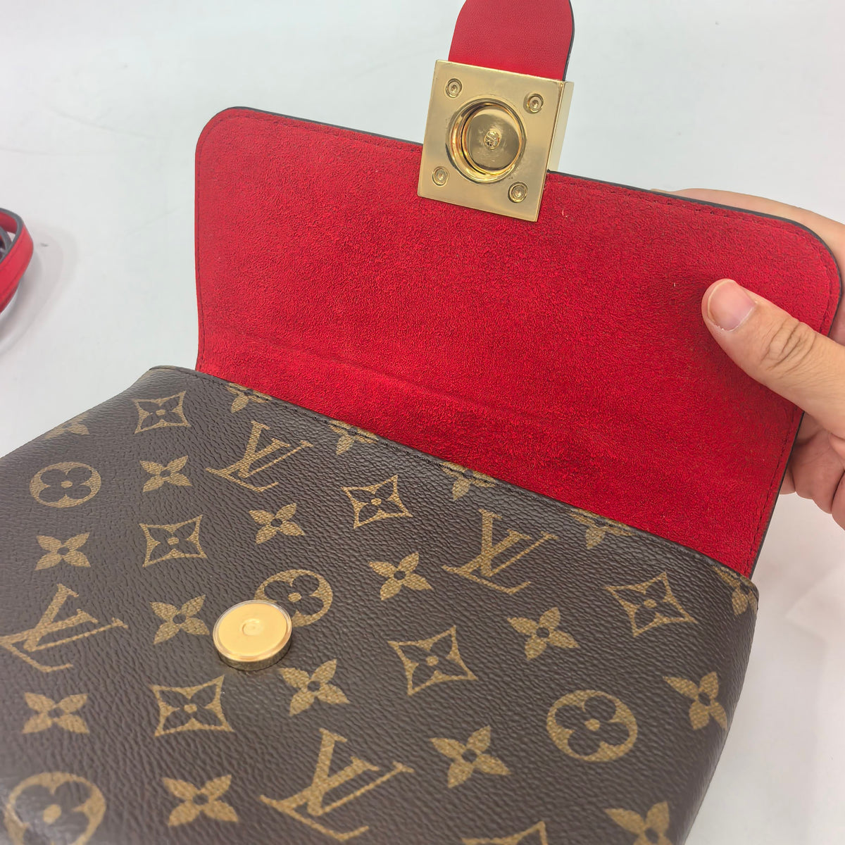 Louis Vuitton - Locky BB - Leather - Brown - (mini)