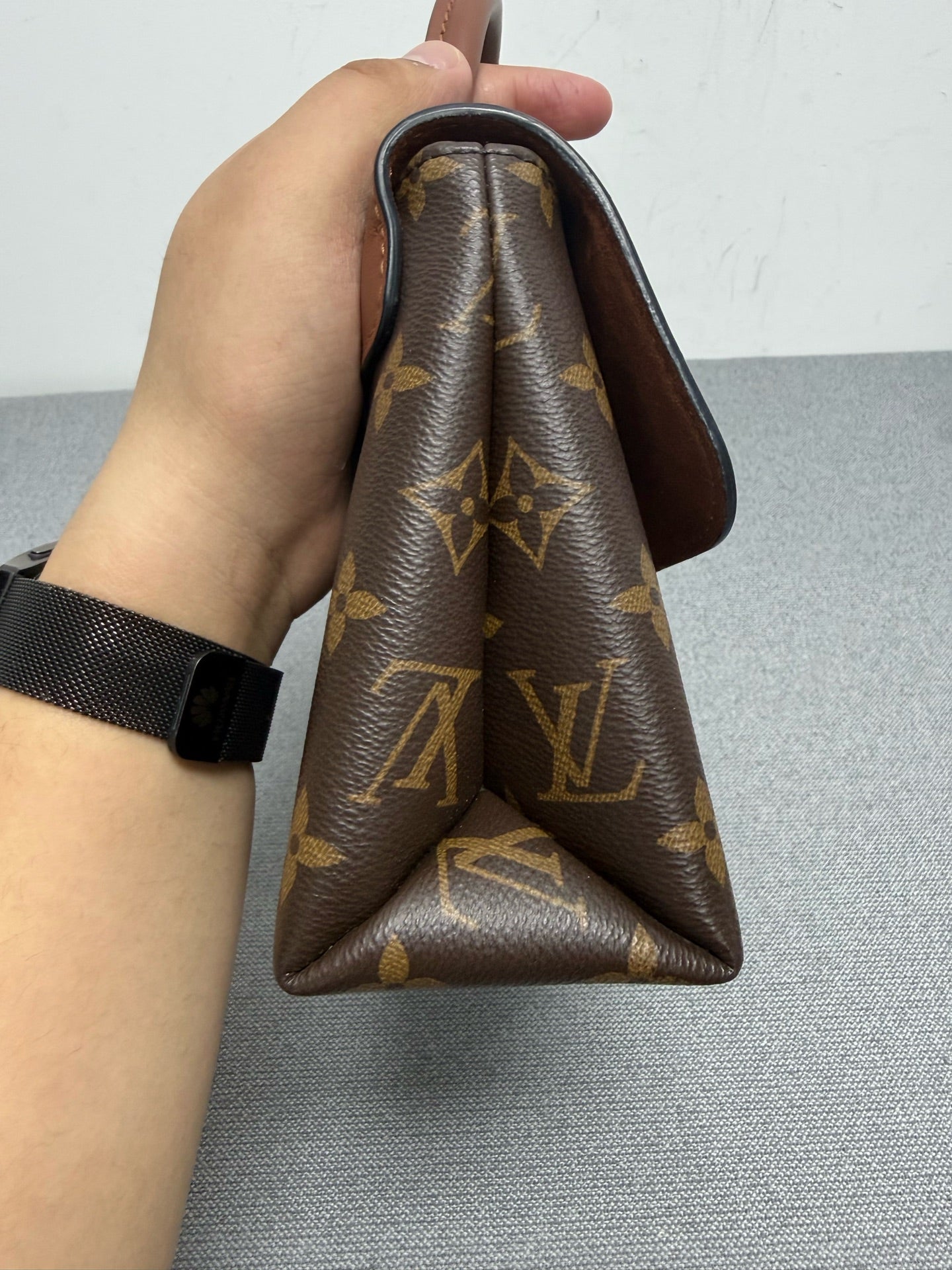 Louis Vuitton - Locky BB - Leather - Brown - (mini)