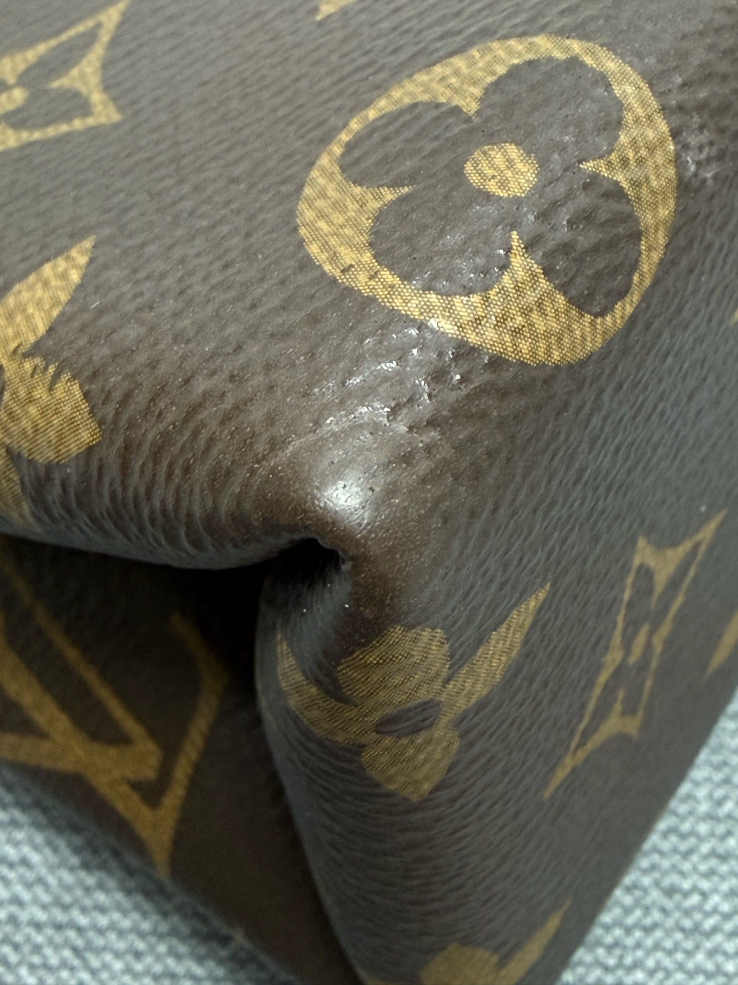 Louis Vuitton - Locky BB - Leather - Brown - (mini)