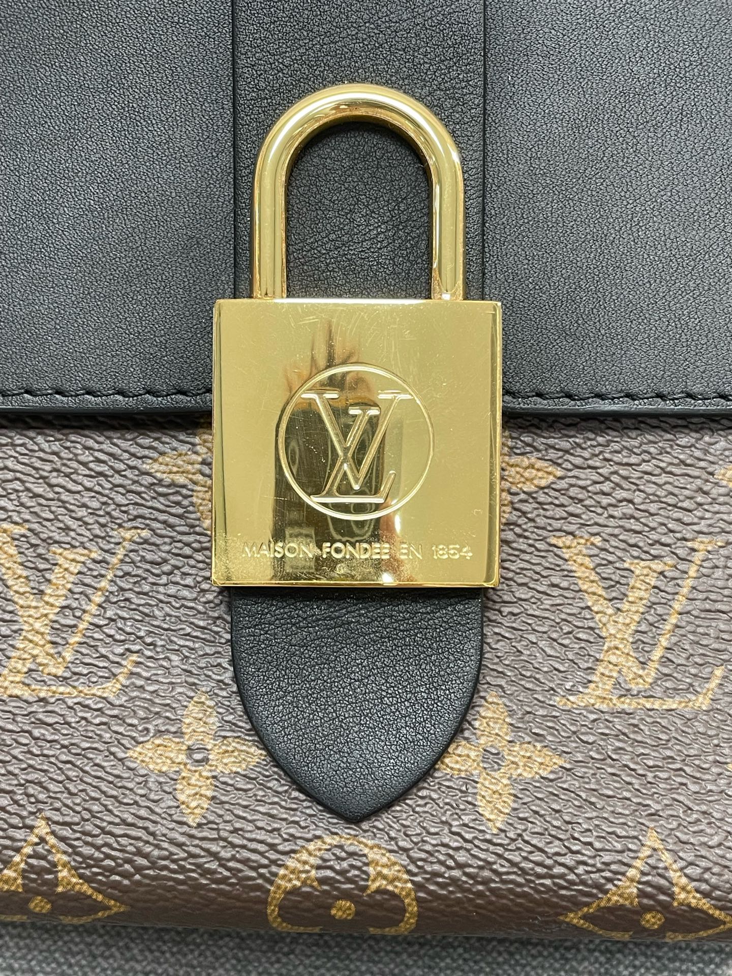 Louis Vuitton - Locky BB - Leather - Multicolour - (mini)