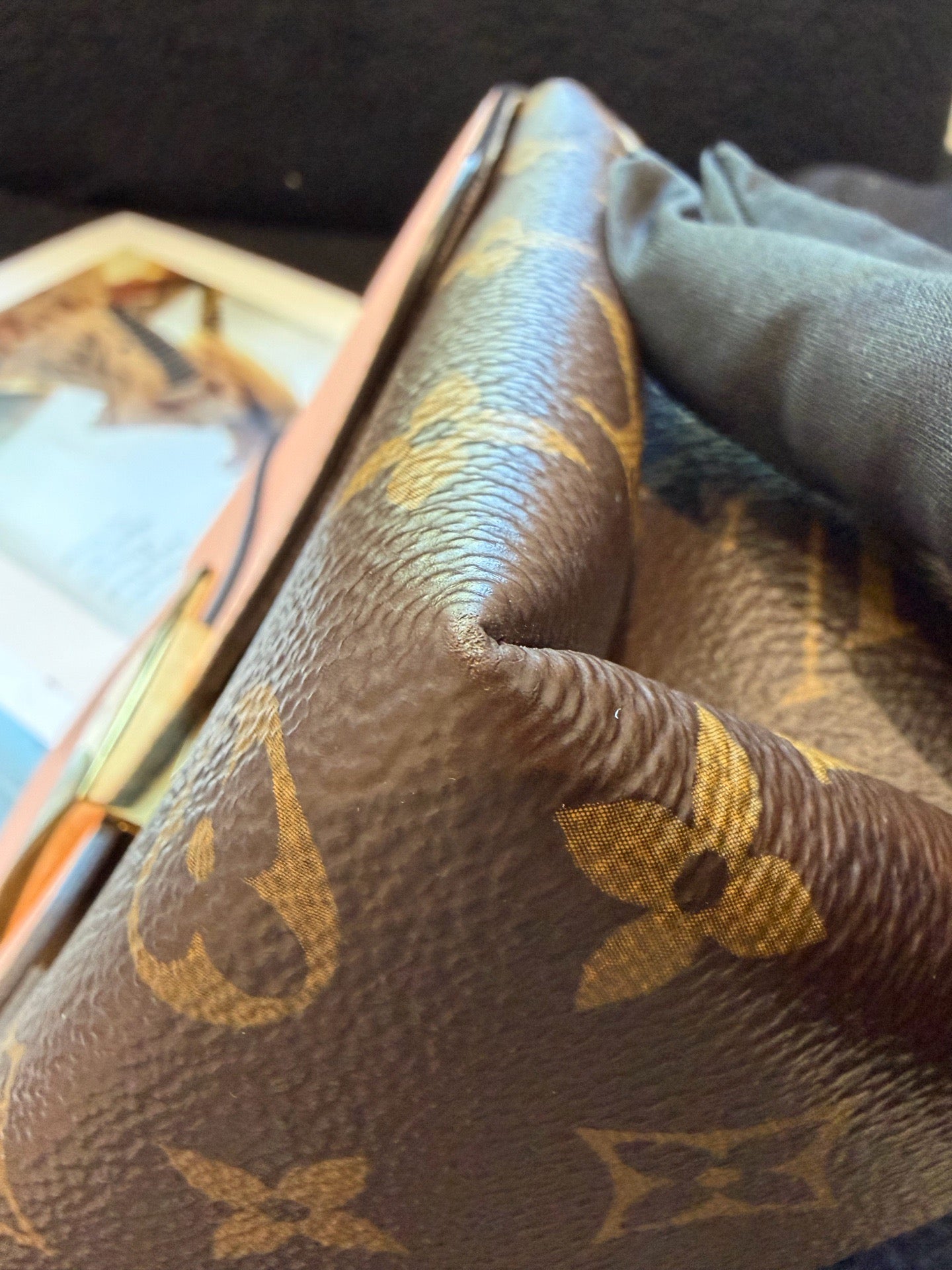 Louis Vuitton - Locky BB - Leather - Pink - (mini)