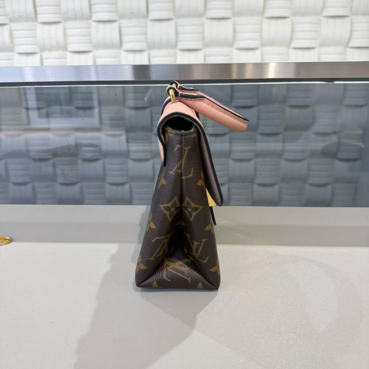 Louis Vuitton - Locky BB - Monogram coated canvas and calfskin leather - Brown and Pink with Gold-Tone Hardware - (mini)