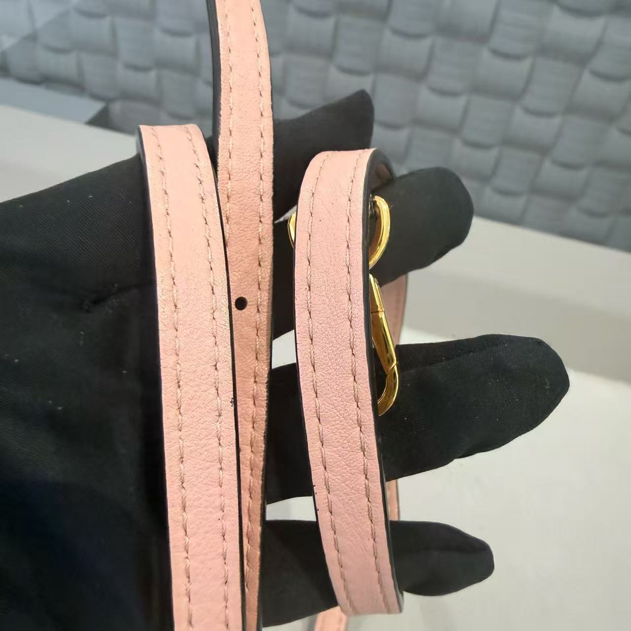 Louis Vuitton - Locky BB - Monogram coated canvas and calfskin leather - Brown and Pink with Gold-Tone Hardware - (mini)