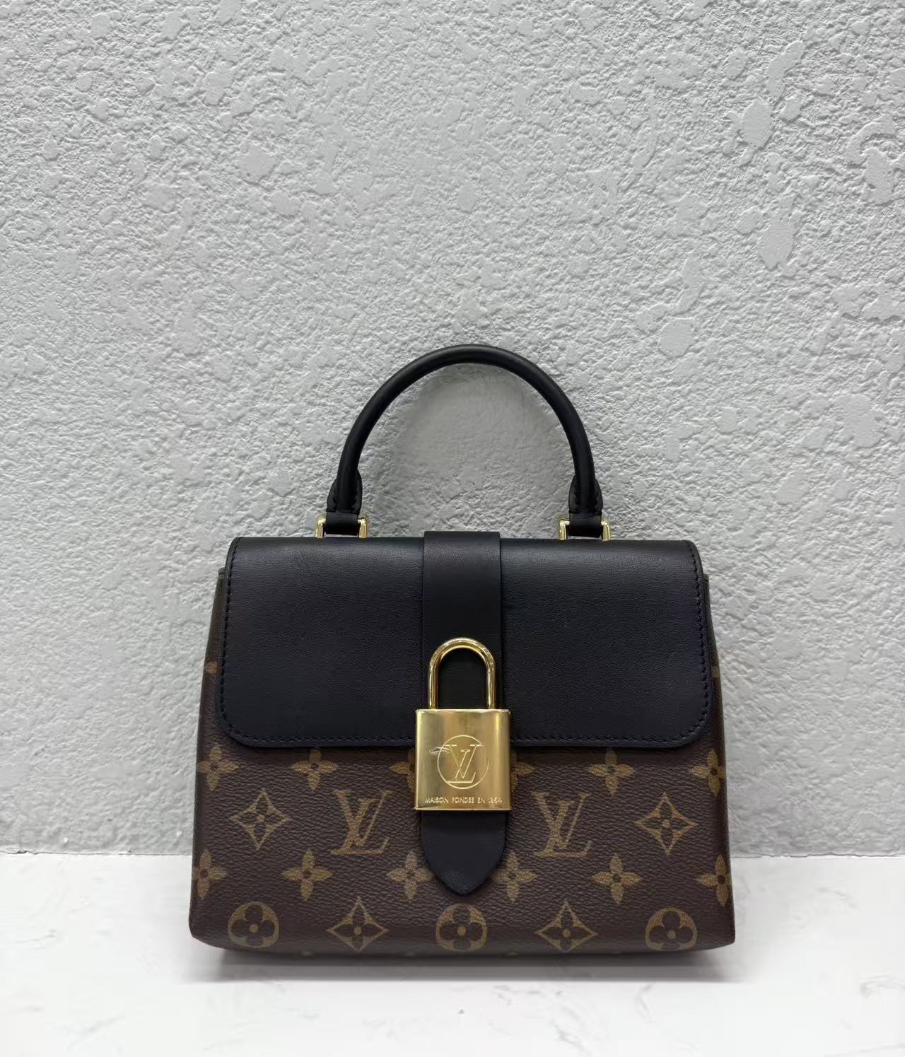 Louis Vuitton - Locky BB - Monogram coated canvas and smooth leather - Monogram Brown and Black - (mini)