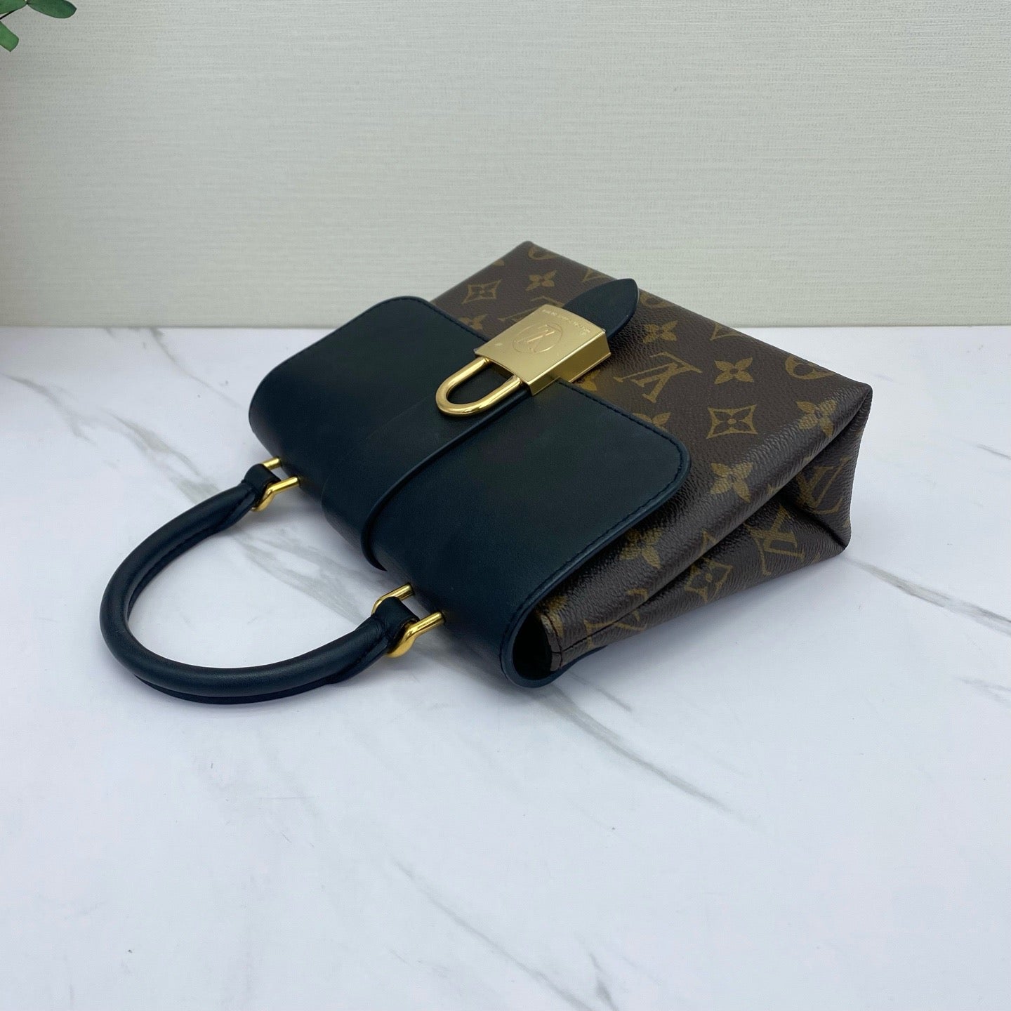 Louis Vuitton - Locky BB - Monogram coated canvas and smooth leather - Monogram Brown/Black with Gold-Tone Hardware - (mini)