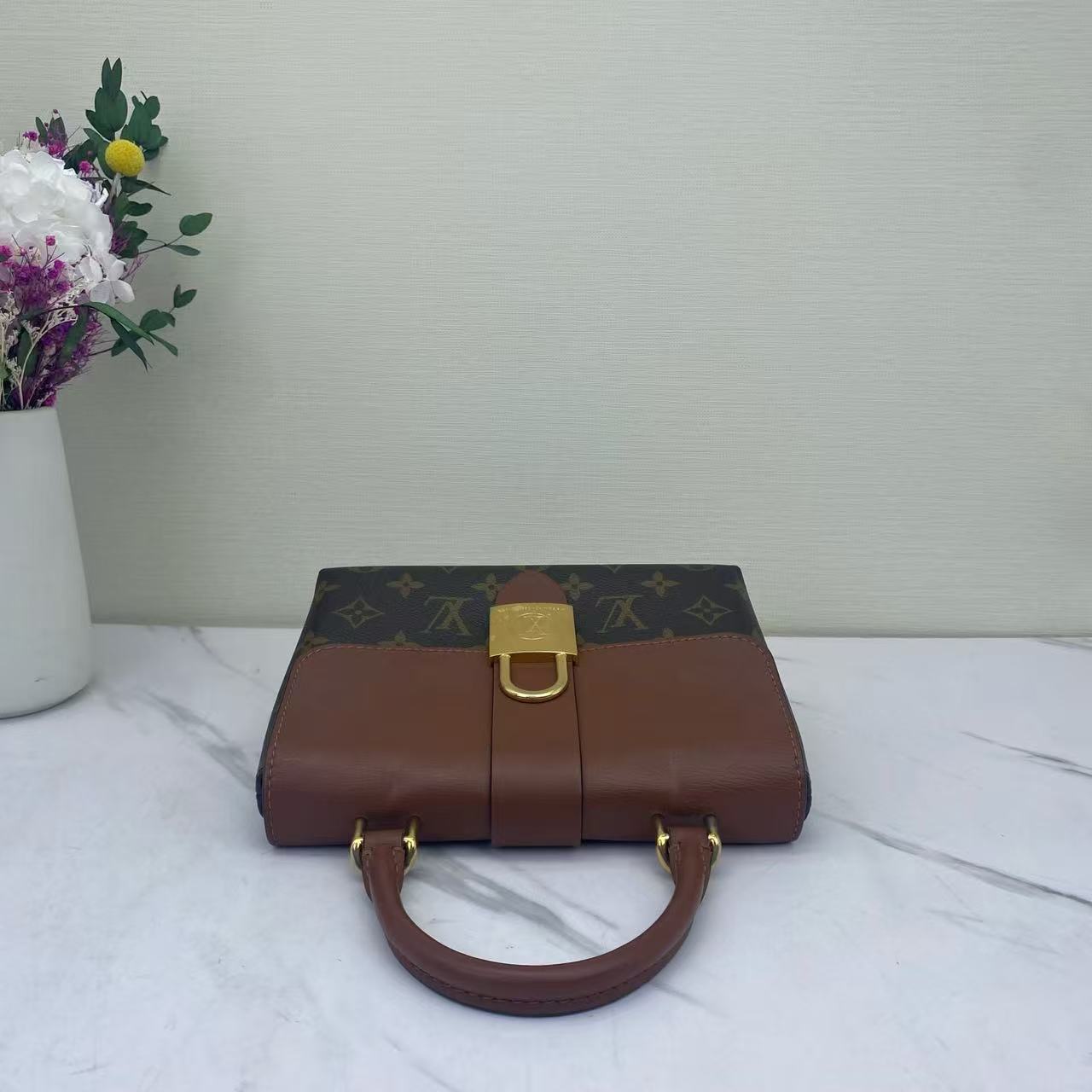 Louis Vuitton - Locky BB - Monogram coated canvas with smooth leather trim - Brown and Caramel with Gold-tone Hardware - (mini)